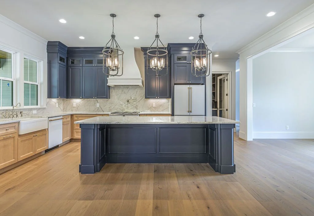 240Paulson-w-Lighting-5323.jpg