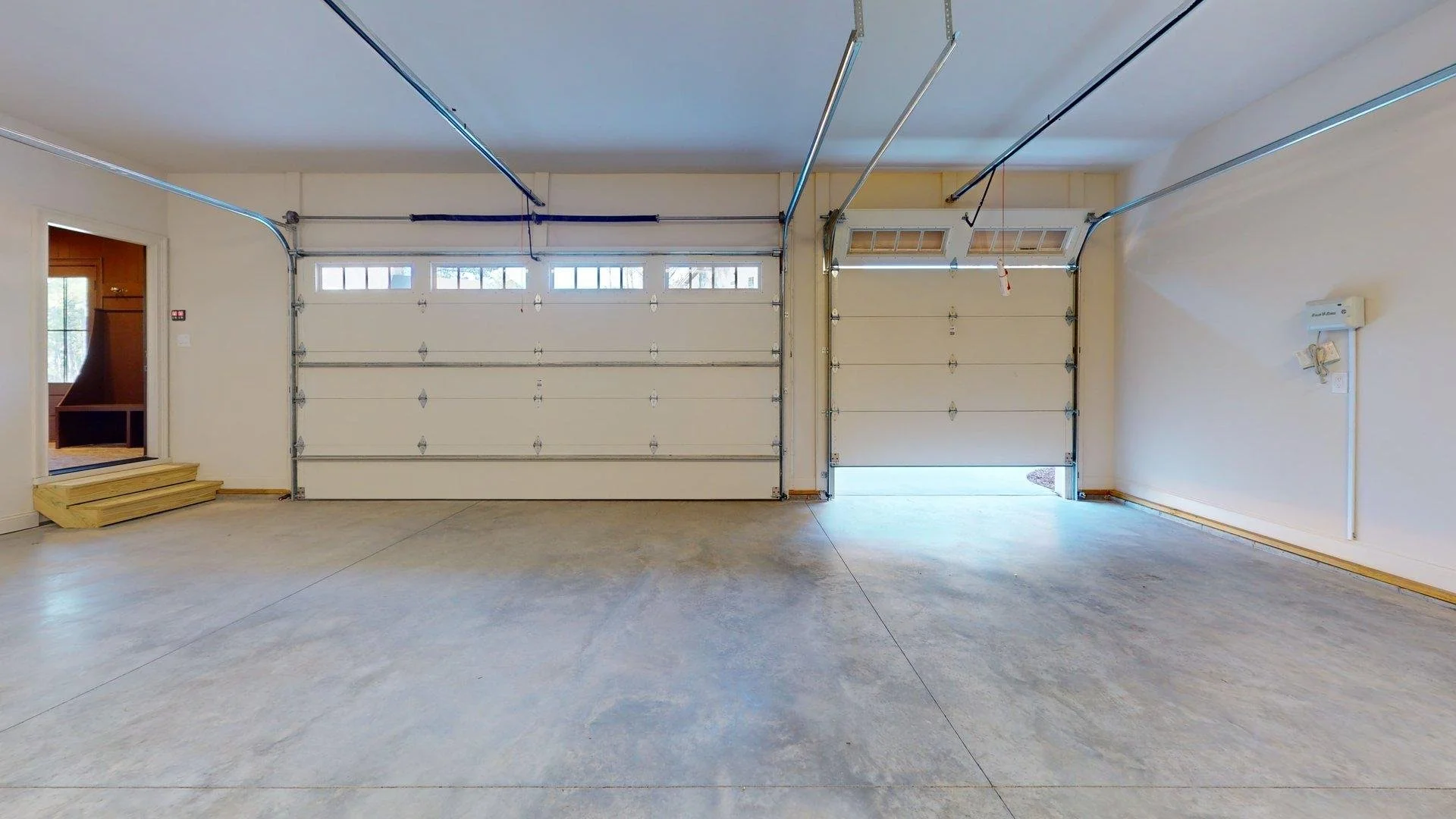 235-Paulson-Court-Garage 1.jpg