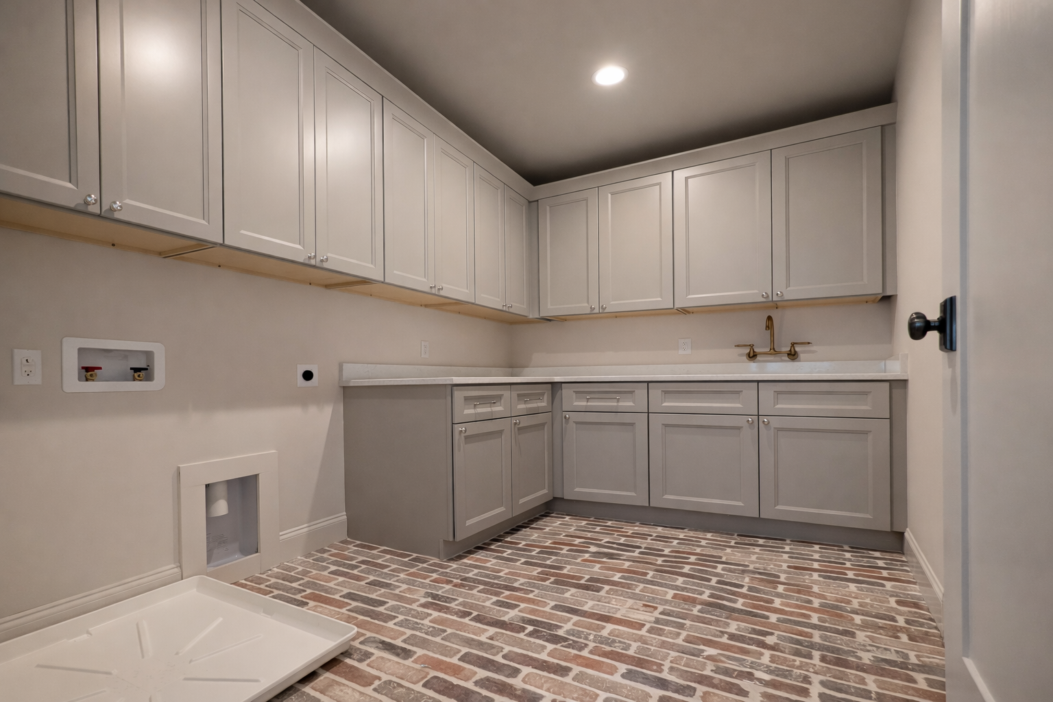 Upstairs Laundry.png