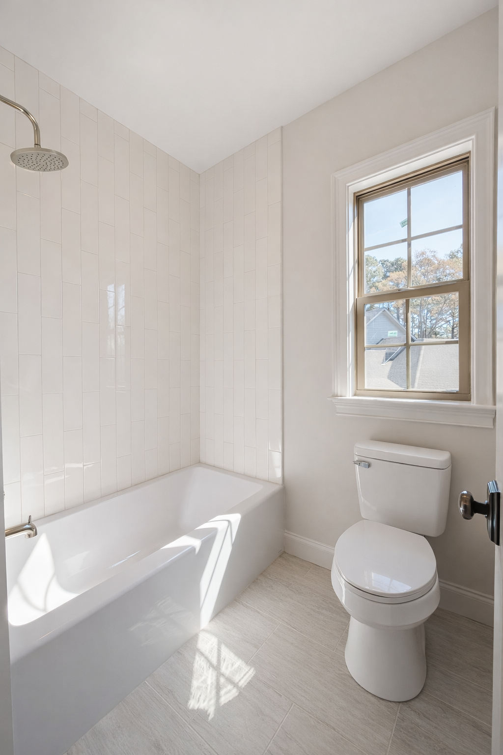 Upstairs Bathroom3 Tub.Shower.png