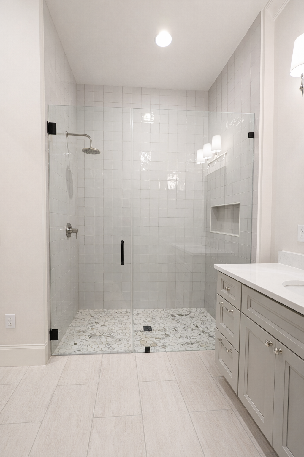 In Law Suite Bathroom2.png