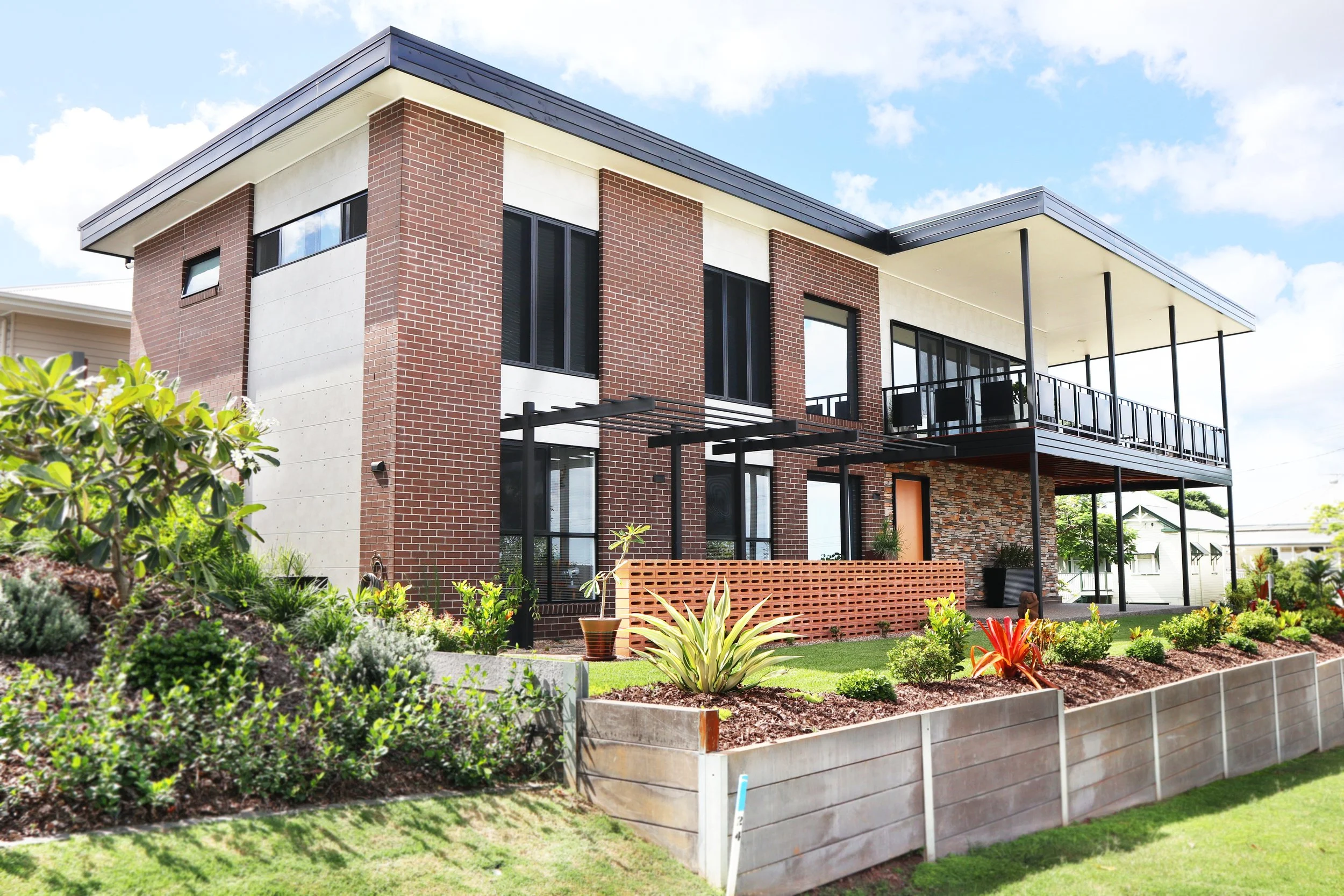 Brisbane Modern Homes.jpg