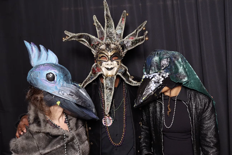 masked folks 1.png