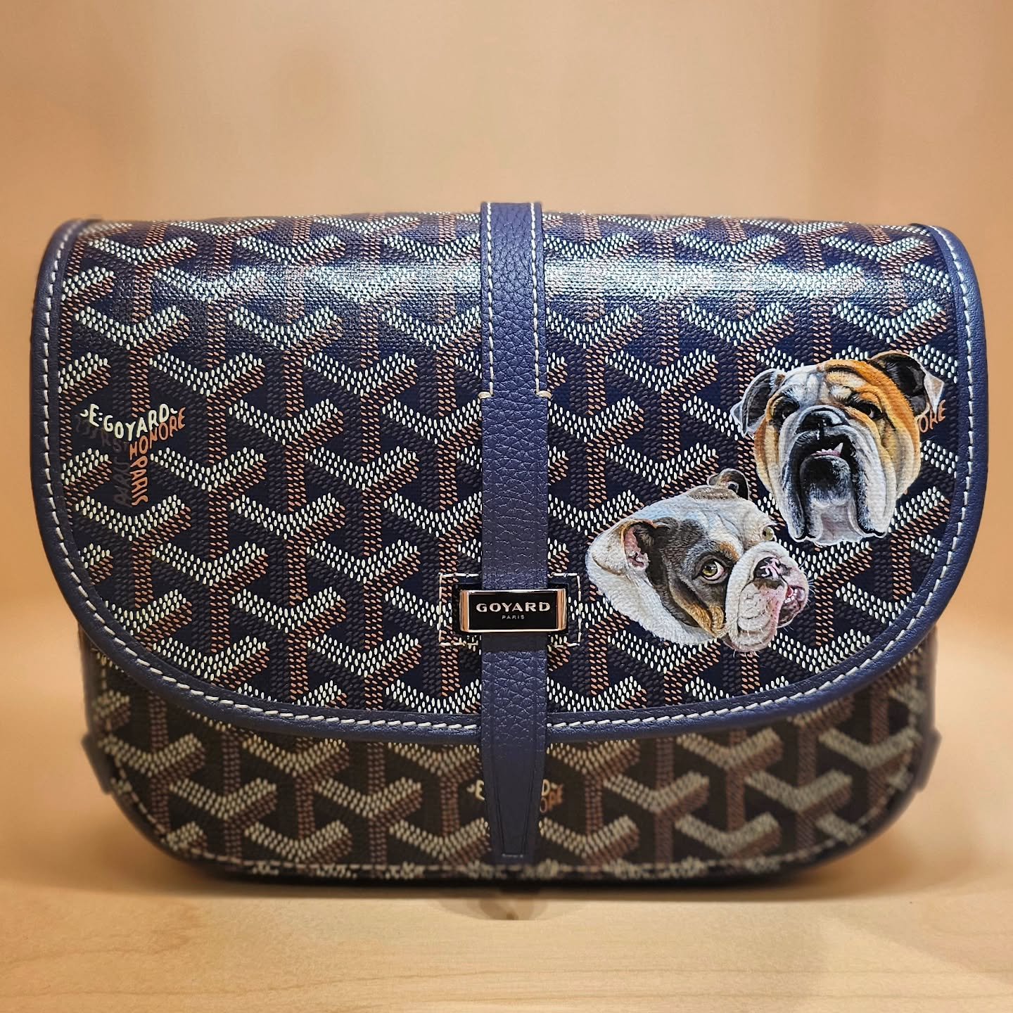 always grateful I get to do this~ 🐾 
.
.
.
.
.
.
.
.
.
#petportraits #petartist #handpainter #customluxury #custombag