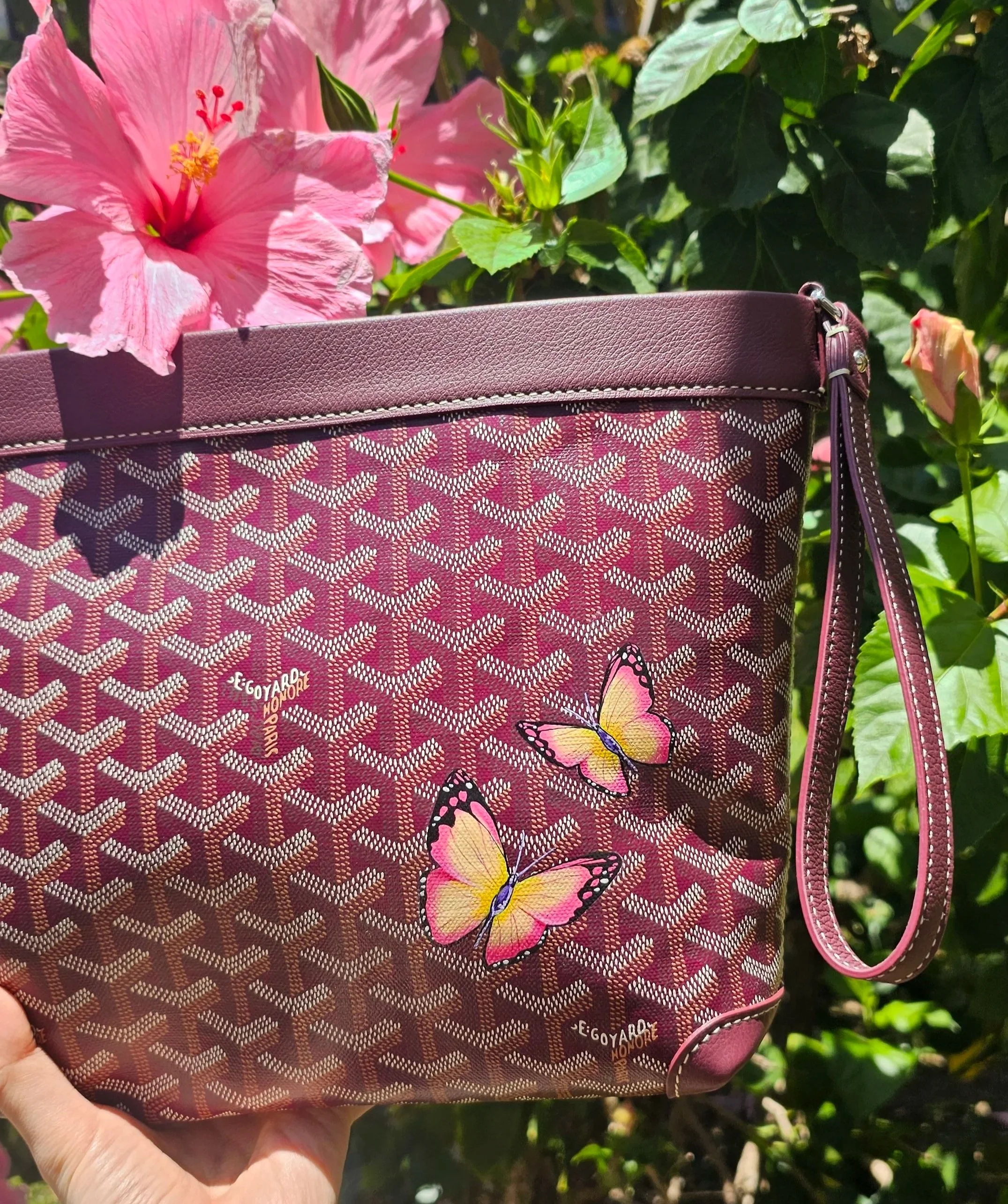 butterflies | Goyard clutch