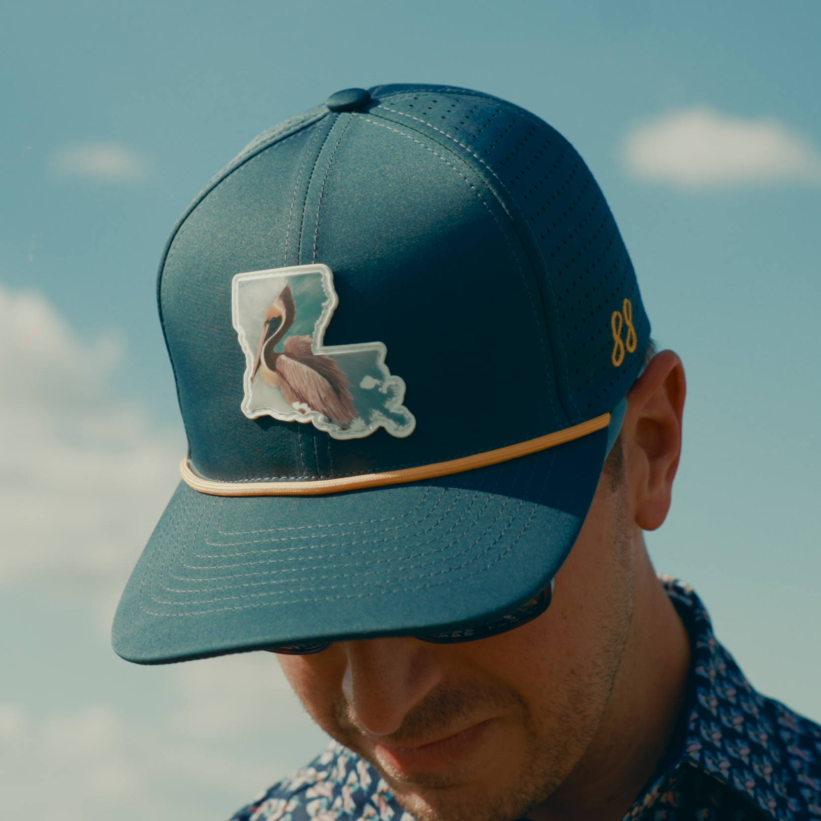 hat+men+-+close.png
