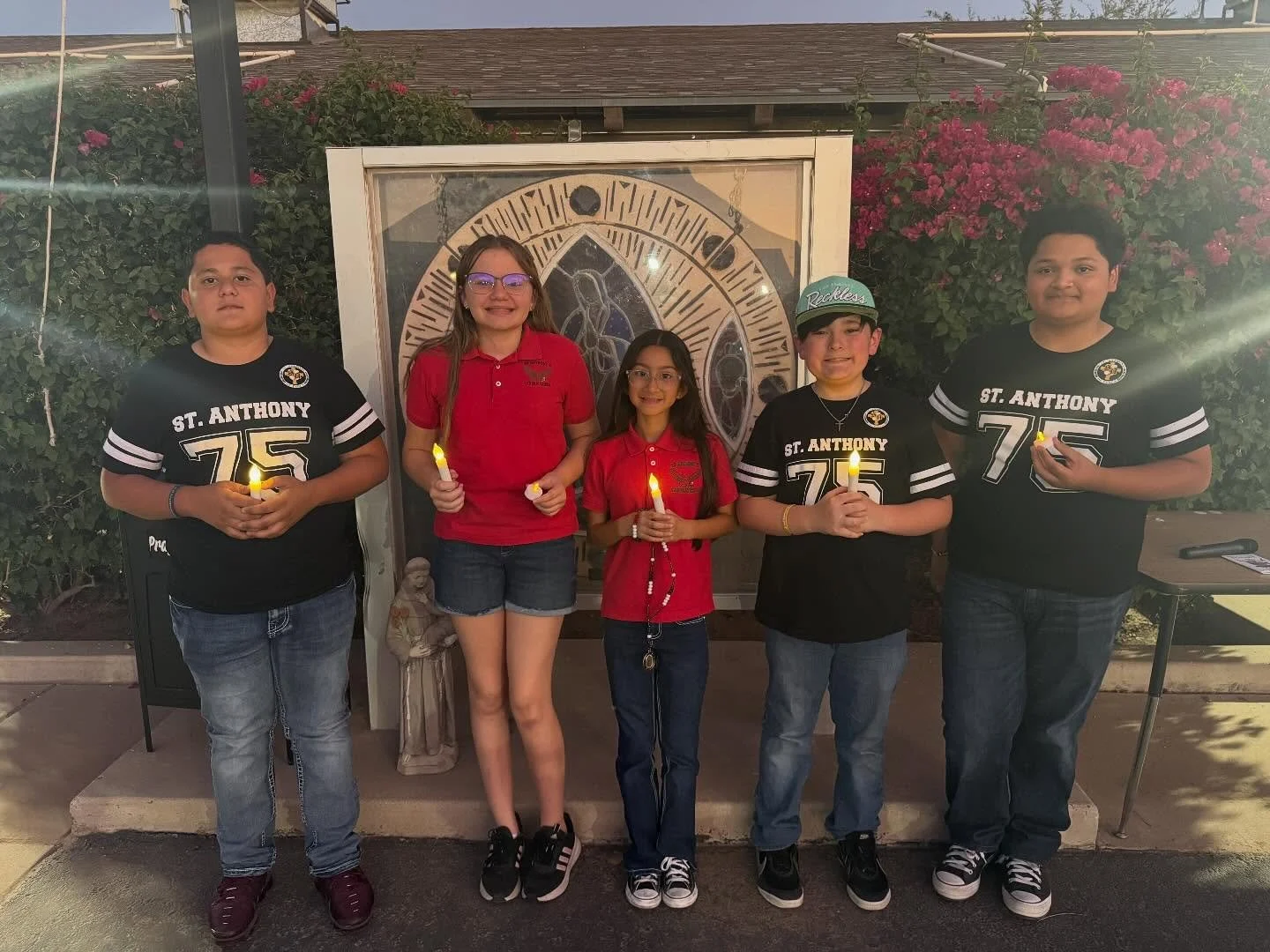 🙏✨ What a beautiful evening at our Family Rosary Night! A heartfelt thank you to our amazing PTO for sponsoring this event, to Mr. Speers for coordinating our student leaders in prayer, and to Deacon Brian for the special blessings. We are truly gra