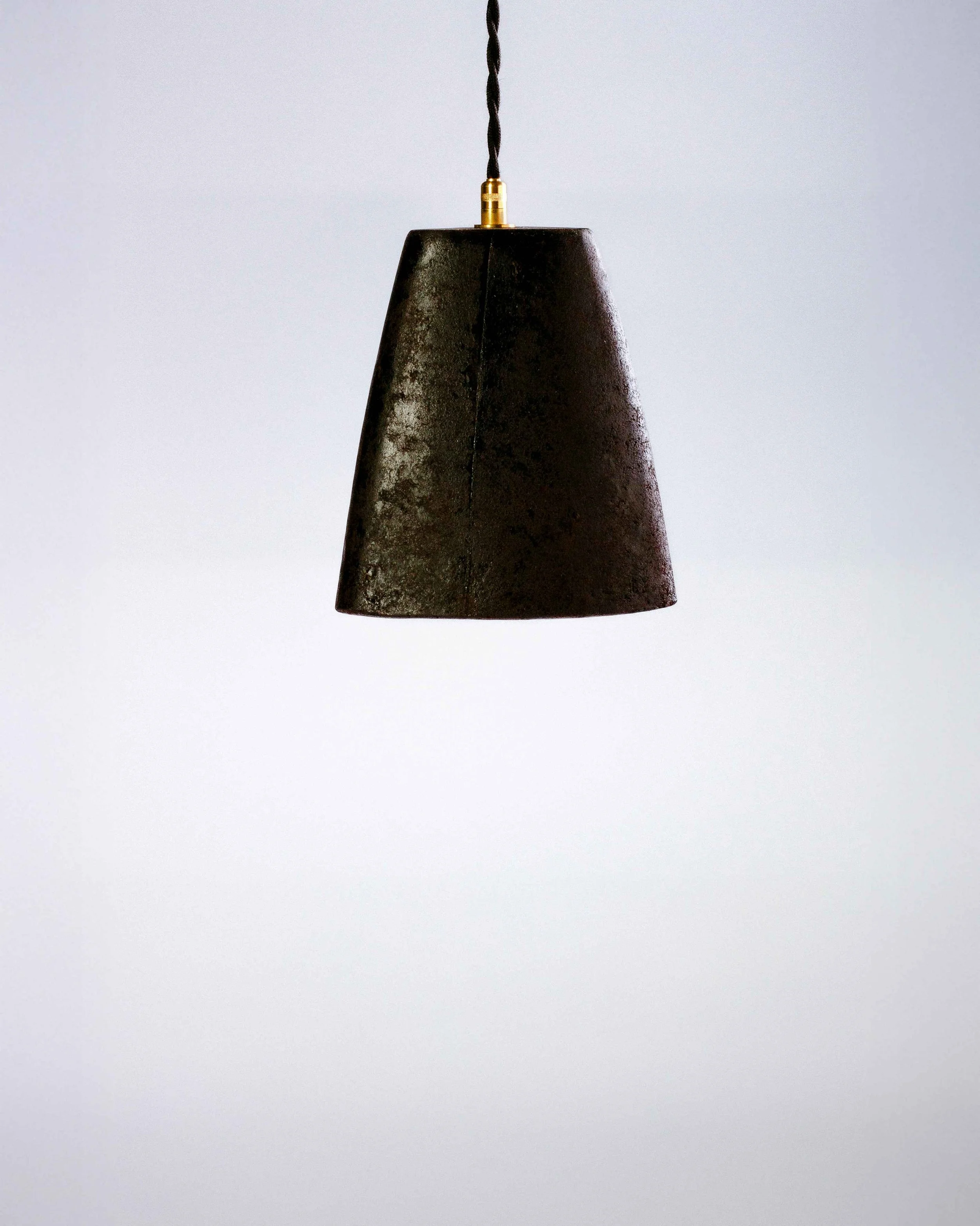 ombra-suspendue-marc-cafe-studio.jpg
