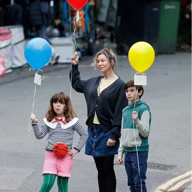 Saw the latest Bridget Jones movie recently and enjoyed it for many reasons - one of them was how it dealt with the 'dead parent' issue. And yes, 'enjoyed', as largely (although I'm not sure about the soul/heaven discussion - but that's my personal t