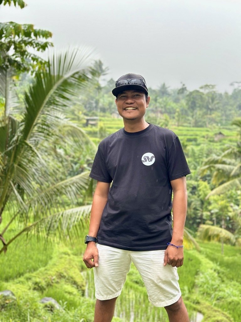 Friendly local guide for the Sendang Gile and Tiu Kelep waterfall tour
