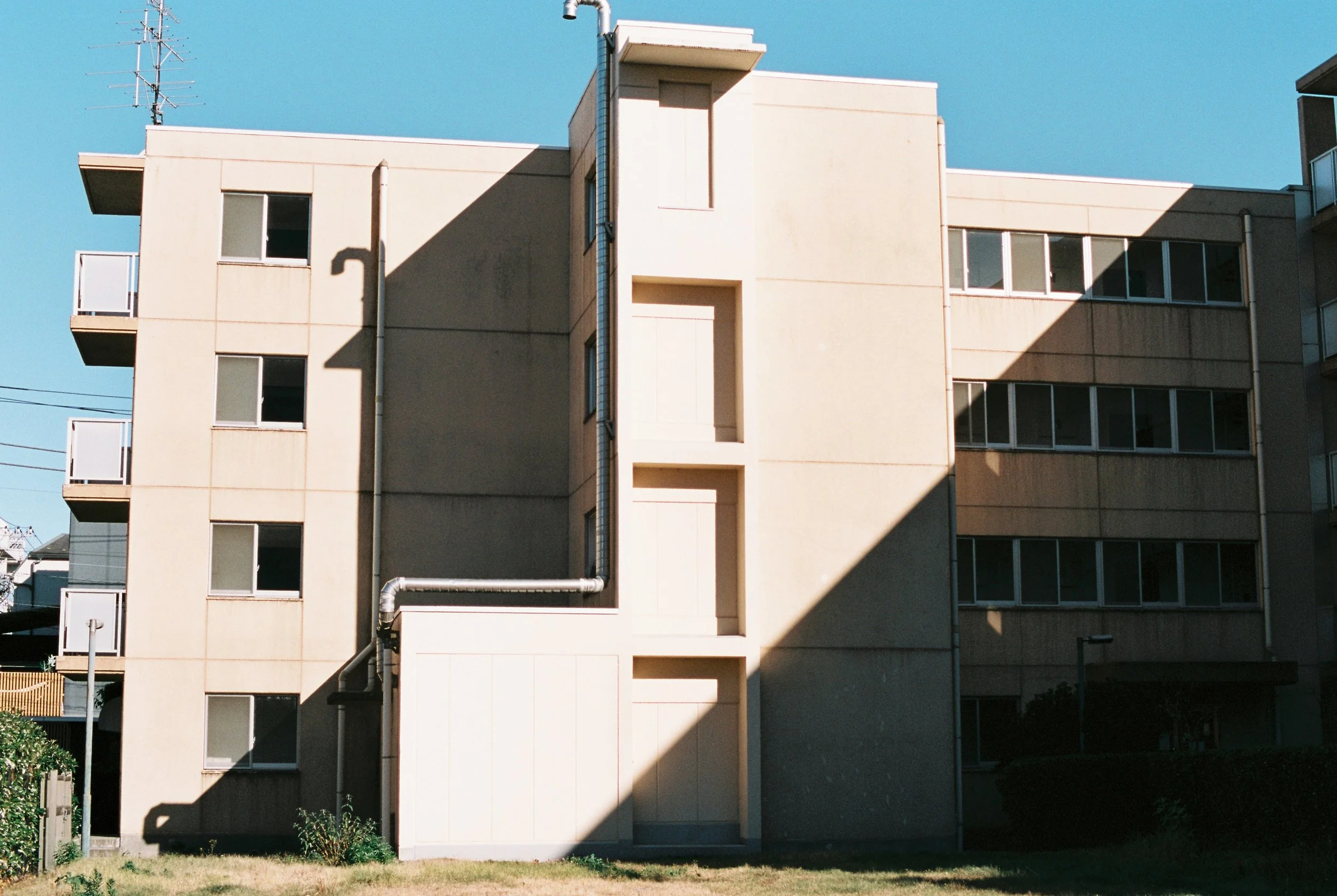 000025-2.jpg