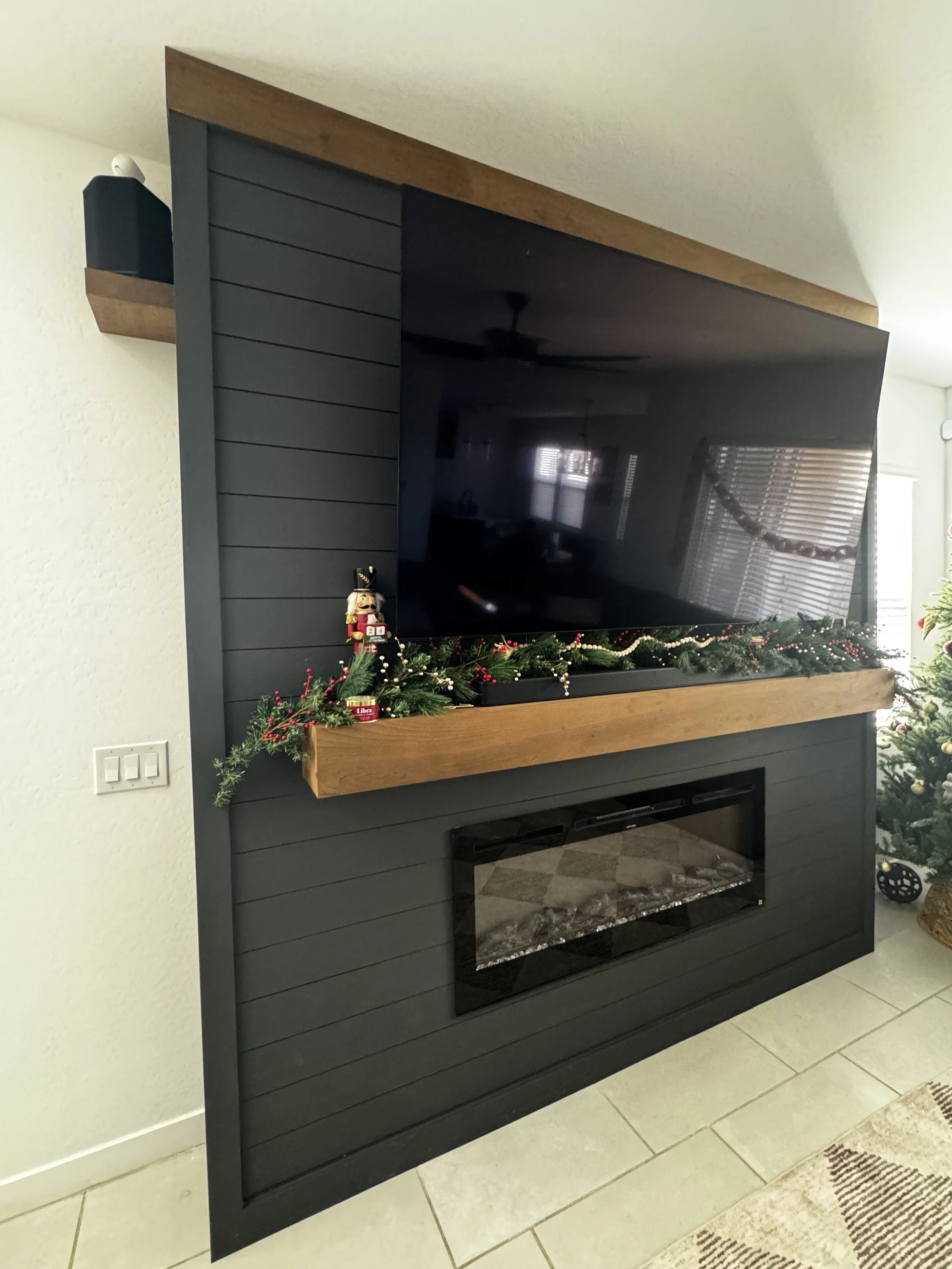 Custom Fireplace & Mantel