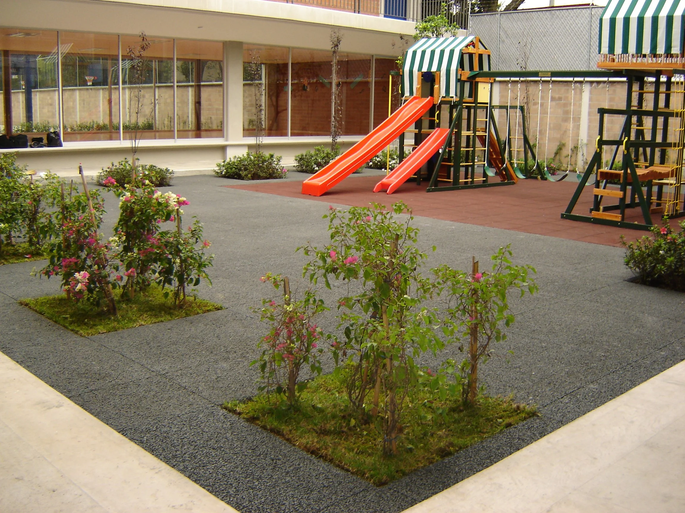 Área de juegos 1.JPG