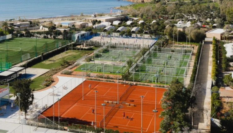 Inside The Athenian Riviera’s Coolest All-Day Sports Club