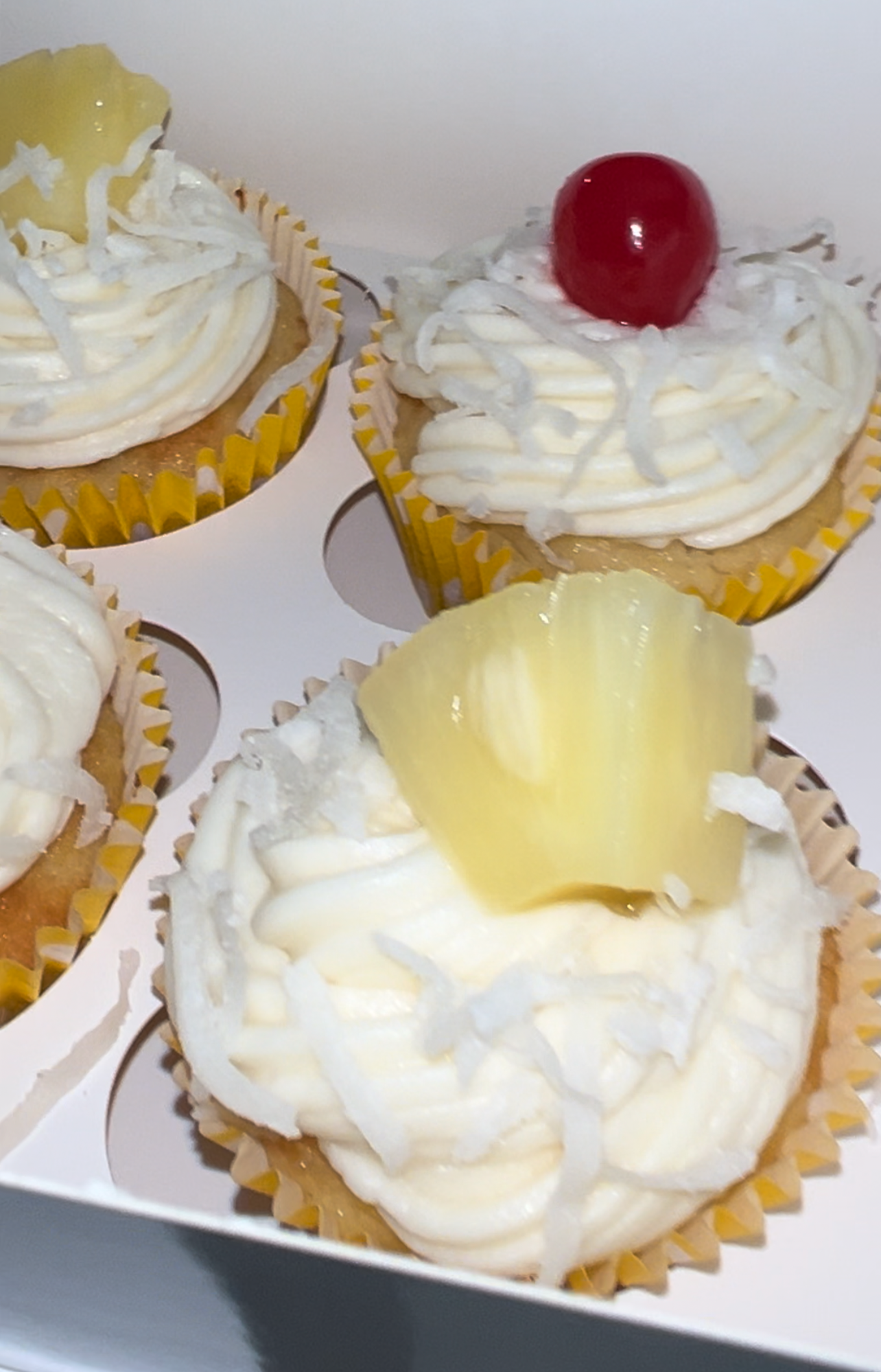 Piña Colada Cupcakes