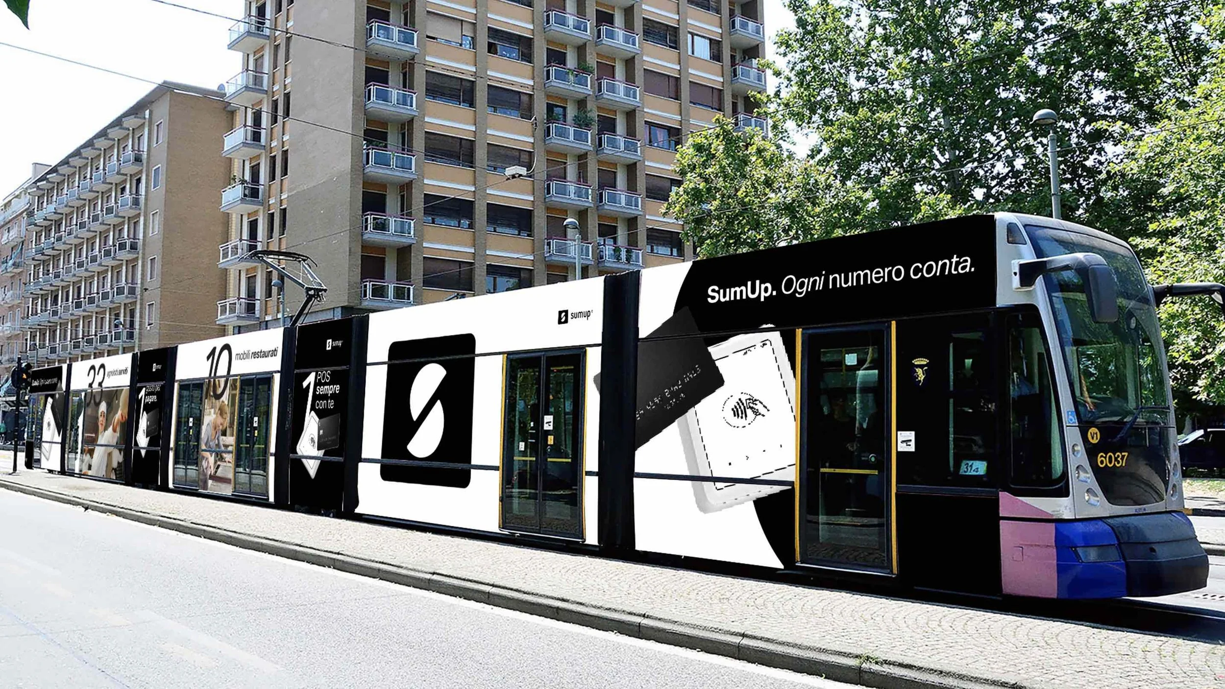 SumUp tram placement for the campaign "Ogni numero conta"
