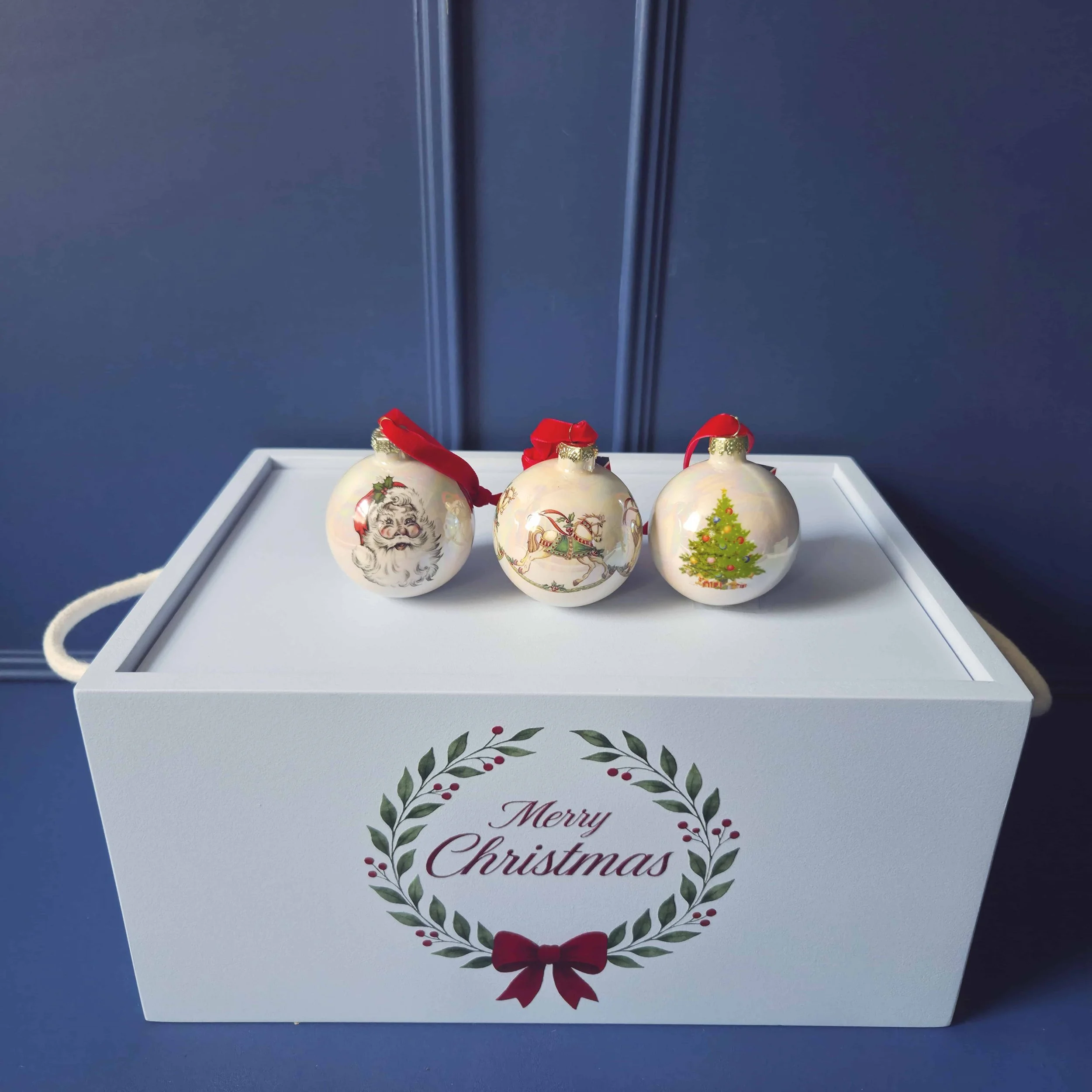 Christmas Gift Hamper, Boxford Hampers of Suffolk, Gift for one, Indulgent Treats, Merry Christmas Gift Box