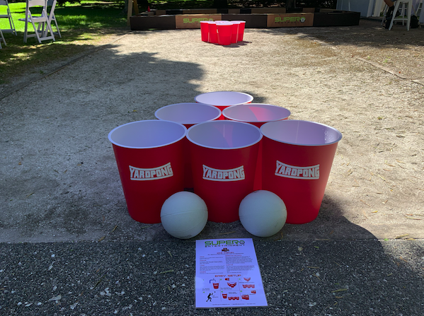 Giant jumbo yardpong out door indoor game hire