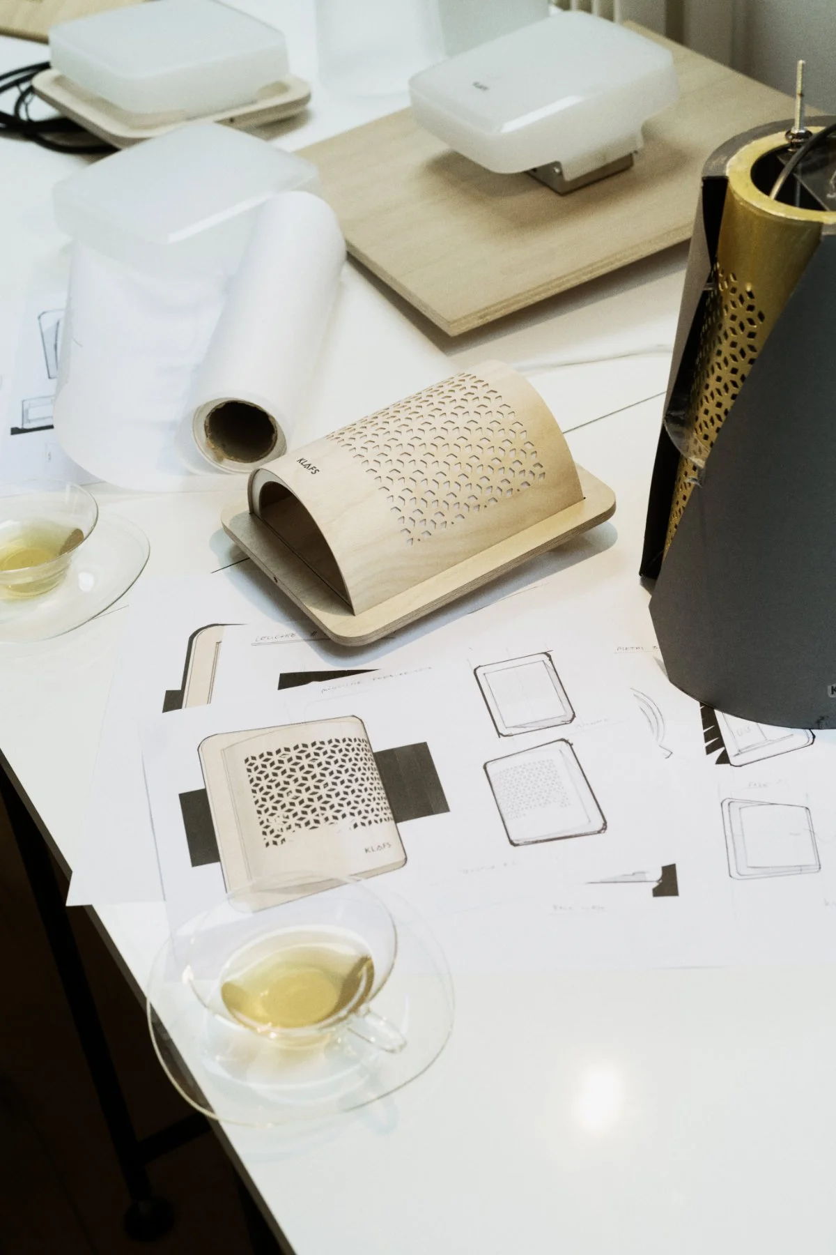 Erste Designmuster der Saunaleuchten aus der hauseigenen Modellbauwerkstatt zur frühzeitigen Überprüfung der Lichtwirkung.