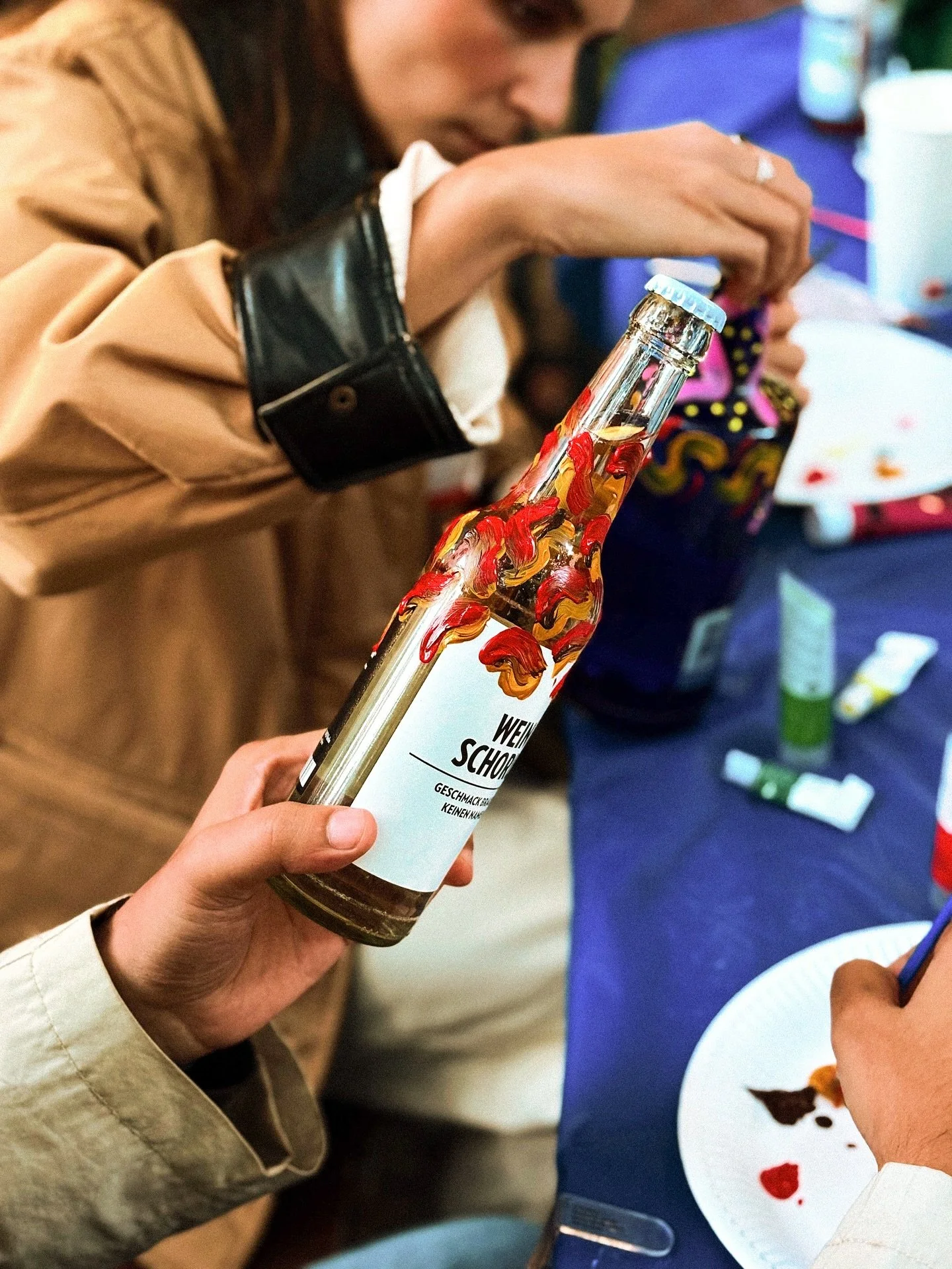 We turned the Sp&auml;ti into our creative corner! Thank you all for coming yesterday and blending your stories, paint and a whole lot of Berlin magic. Prost! 🍻🎨🌈