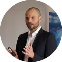 Testimonials Pictures.004.jpeg