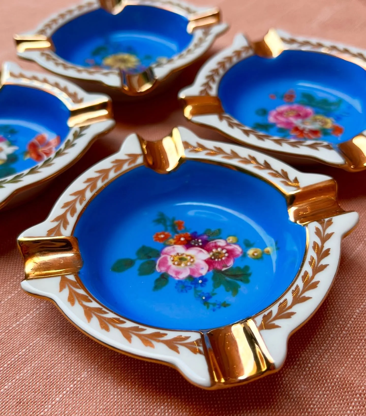 These hand-painted ashtrays 🤌

I can&rsquo;t get over this find &mdash; all four have slightly different flowers on them. Made between 1918-1939 by the Victoria porcelain company in Czechoslovakia, they&rsquo;re almost too pretty to use for their in