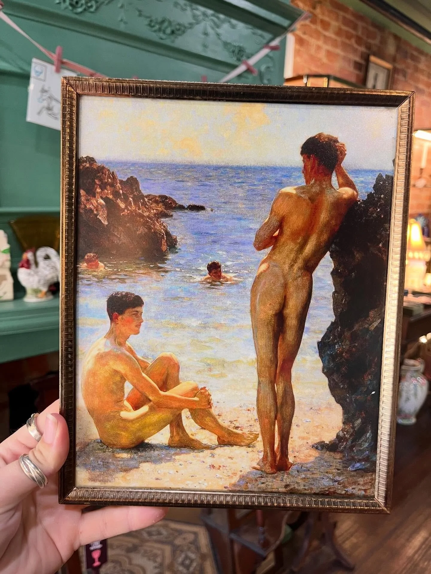 A few fruity (and floral) reasons to stop into GGV this weekend 🍒

📍 1830 Columbia Road NW Washington, DC
⏰ Saturdays 10-8, Sundays 12-7

Adams Morgan | shop local | shop small | queer-owned business | weekend things to do | local artists | curated