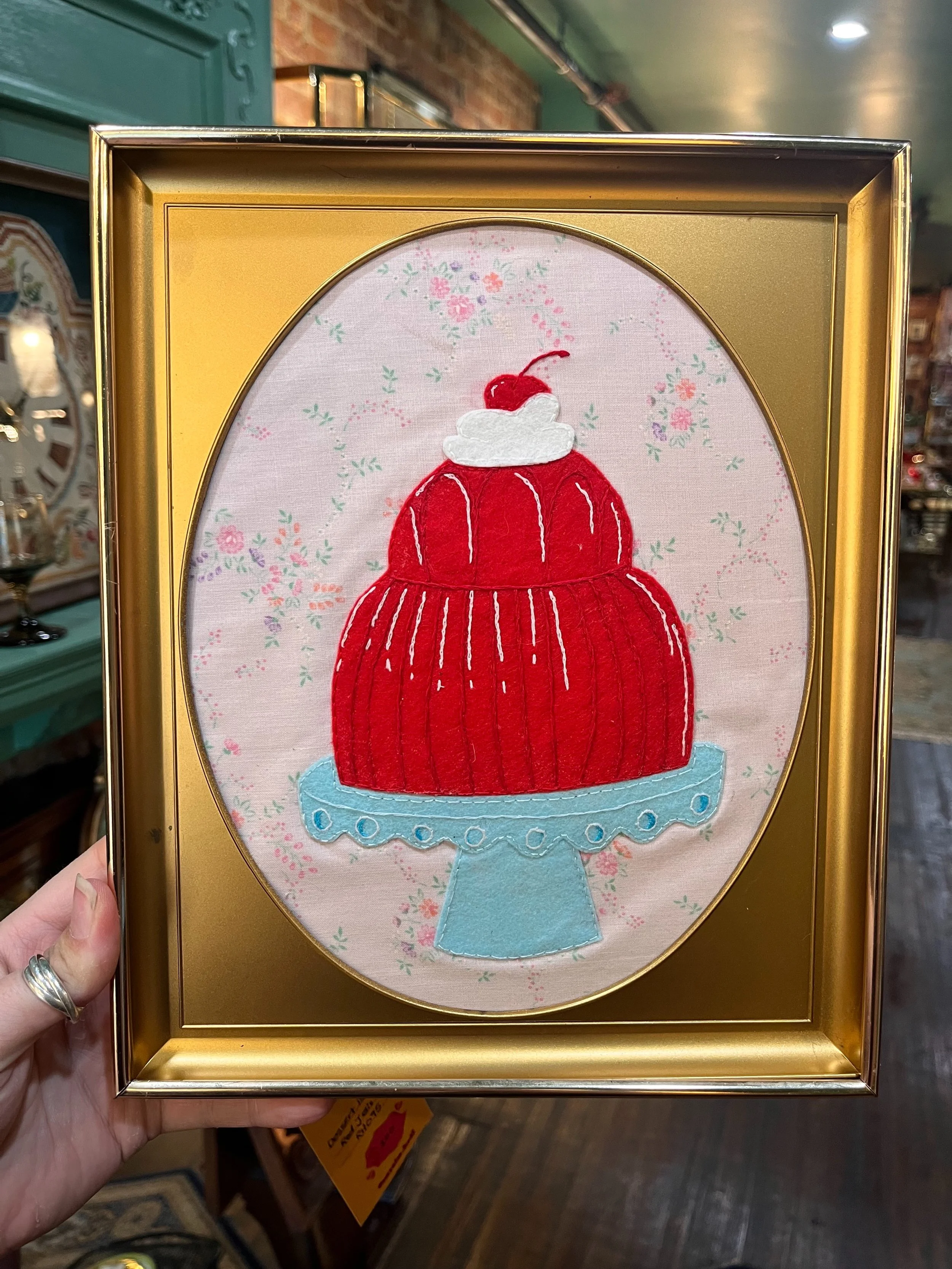 A few of my favorite things at GGV right now 🧄

Open today 12-7 📍 1830 Columbia Road NW Washington, DC

Adams Morgan | shop local | curated vintage | local artists | shop small | queer-owned small business | vintage home decor | colorful homegoods 