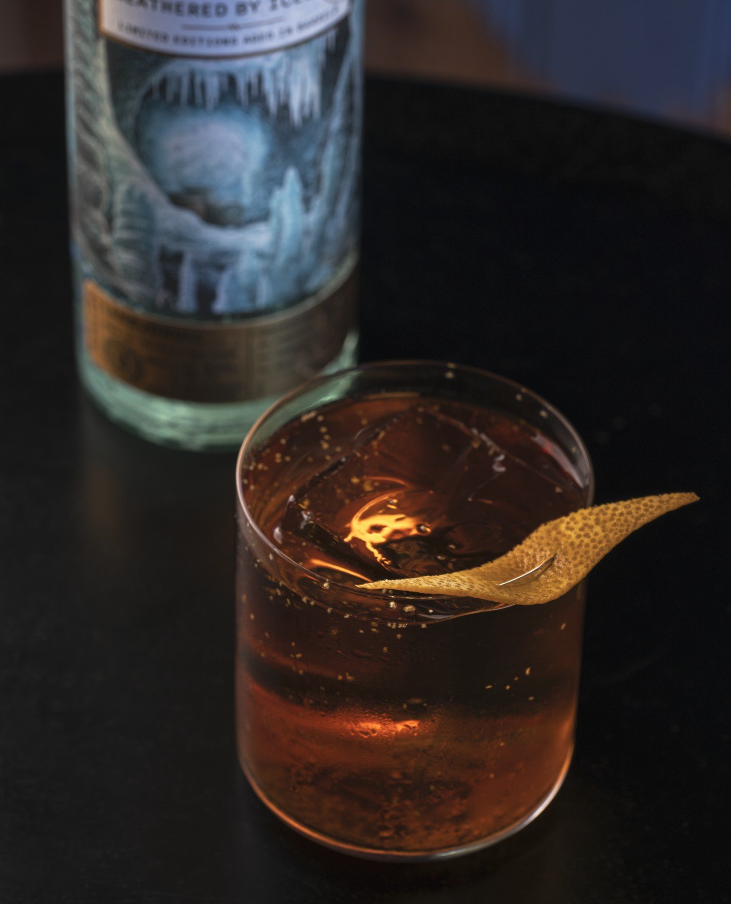 Uppi er me&eth; s&eacute;rstaklega spennandi Negroni me&eth; Mosa gini, Gran classico og toppa&eth; me&eth; sansho pipar. Sj&aacute;umst &aacute; Uppi!