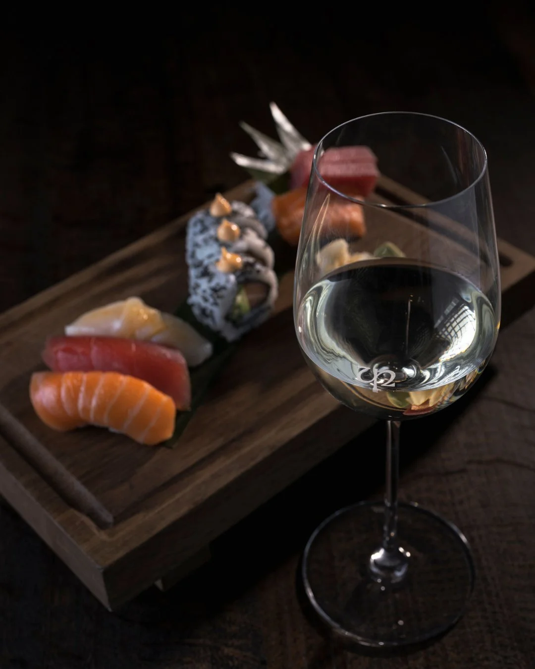 Sushi og hv&iacute;tv&iacute;n?⁠
Sj&aacute;umst &aacute; Uppi