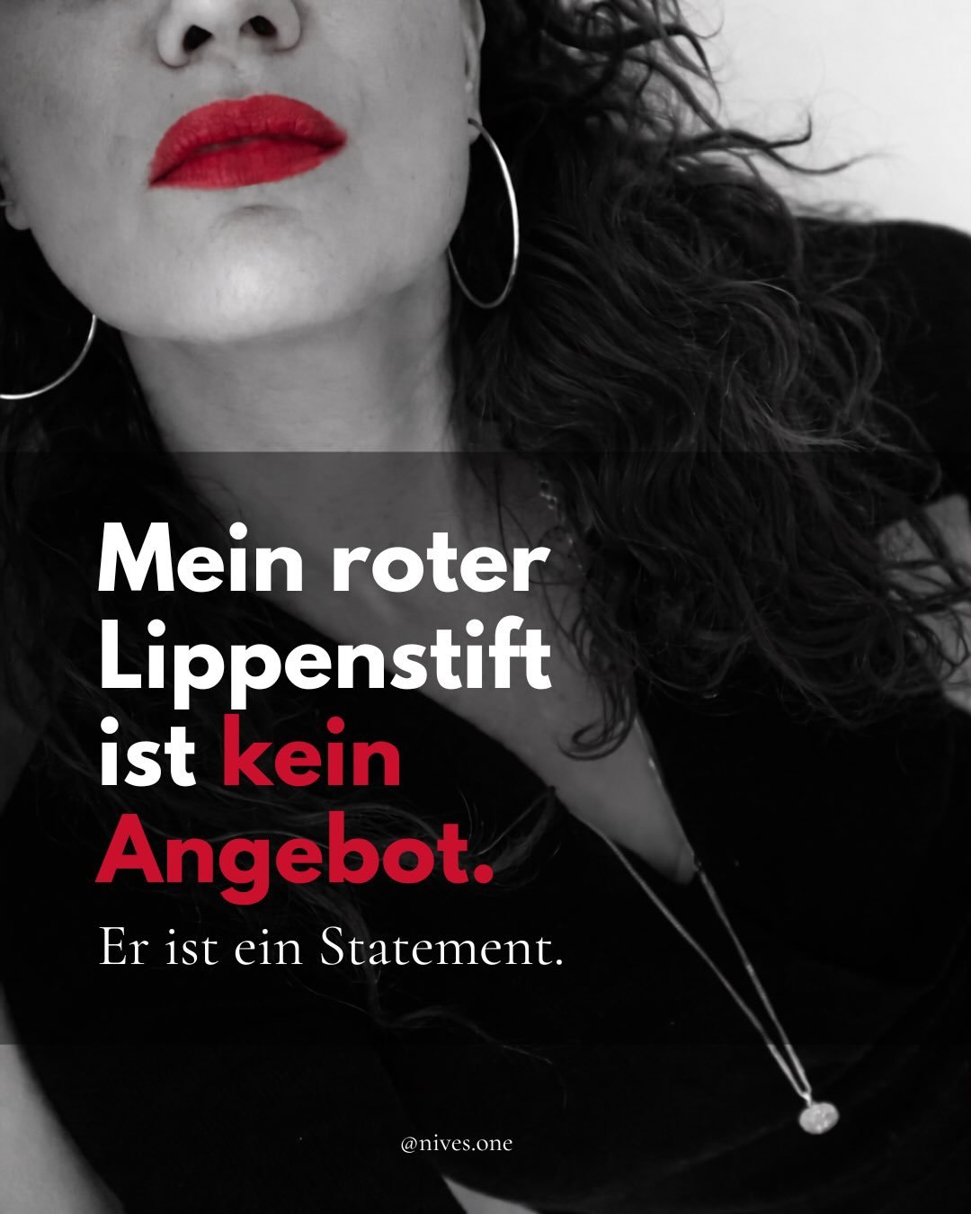 Es geht darum,
wer definiert,
was dein K&ouml;rper bedeutet.

Und wer nicht mehr.

Viele Frauen sp&uuml;ren,
dass sich hier gerade etwas verschiebt.
Dass sie nicht mehr verf&uuml;gbar sein wollen
f&uuml;r Blicke, Rollen, Erwartungen.

Aber sie wissen
