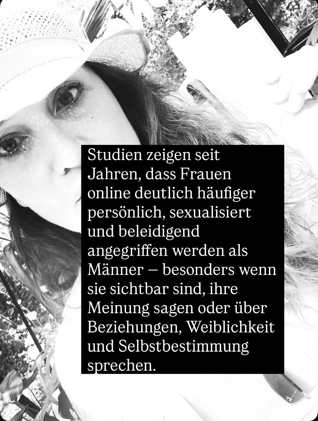 Nicht jede Frau, die Grenzen setzt, ist &bdquo;verbittert&ldquo;.
Nicht jede Frau, die bewusst Abstand nimmt, &bdquo;hasst M&auml;nner&ldquo;.

Manchmal sch&uuml;tzt sie einfach ihre Energie.

Die Reaktionen auf meine letzten Posts haben mir ehrlich 
