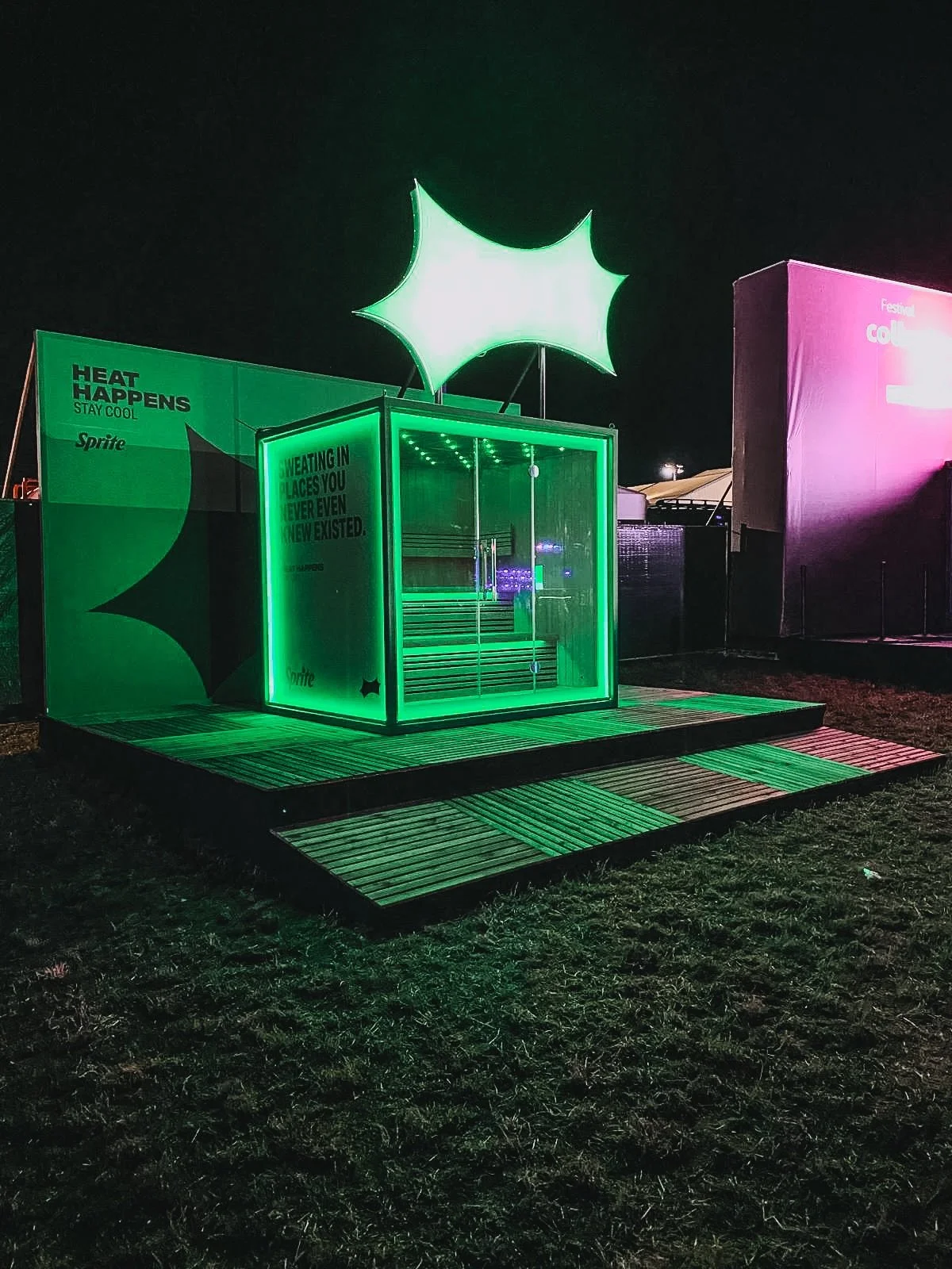 Heat happens. Stay cool.

Custom container with a sauna, built for Sprite.
Together with @butikagency_