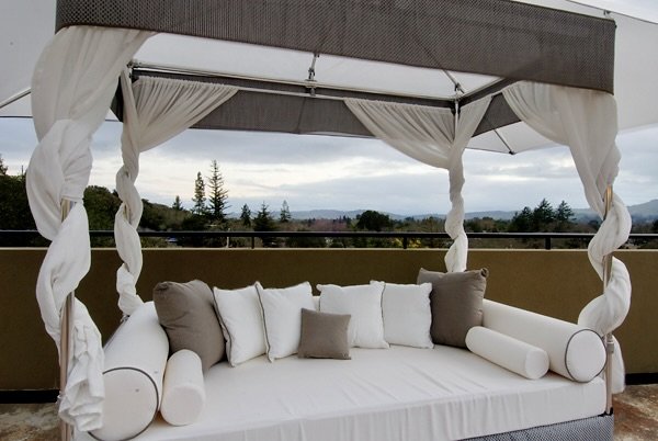 Daybed on BV Roof.jpg