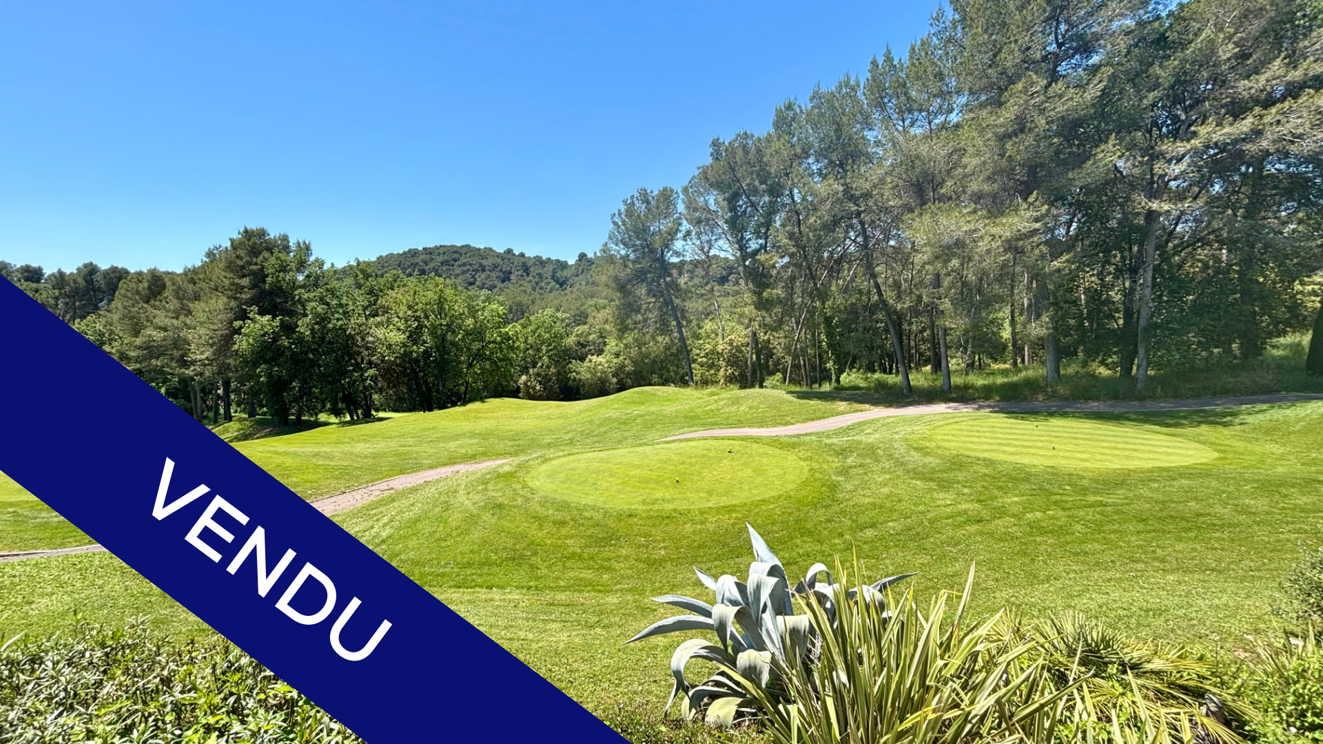 Pretty house - Superb view of the golf course, quiet location!