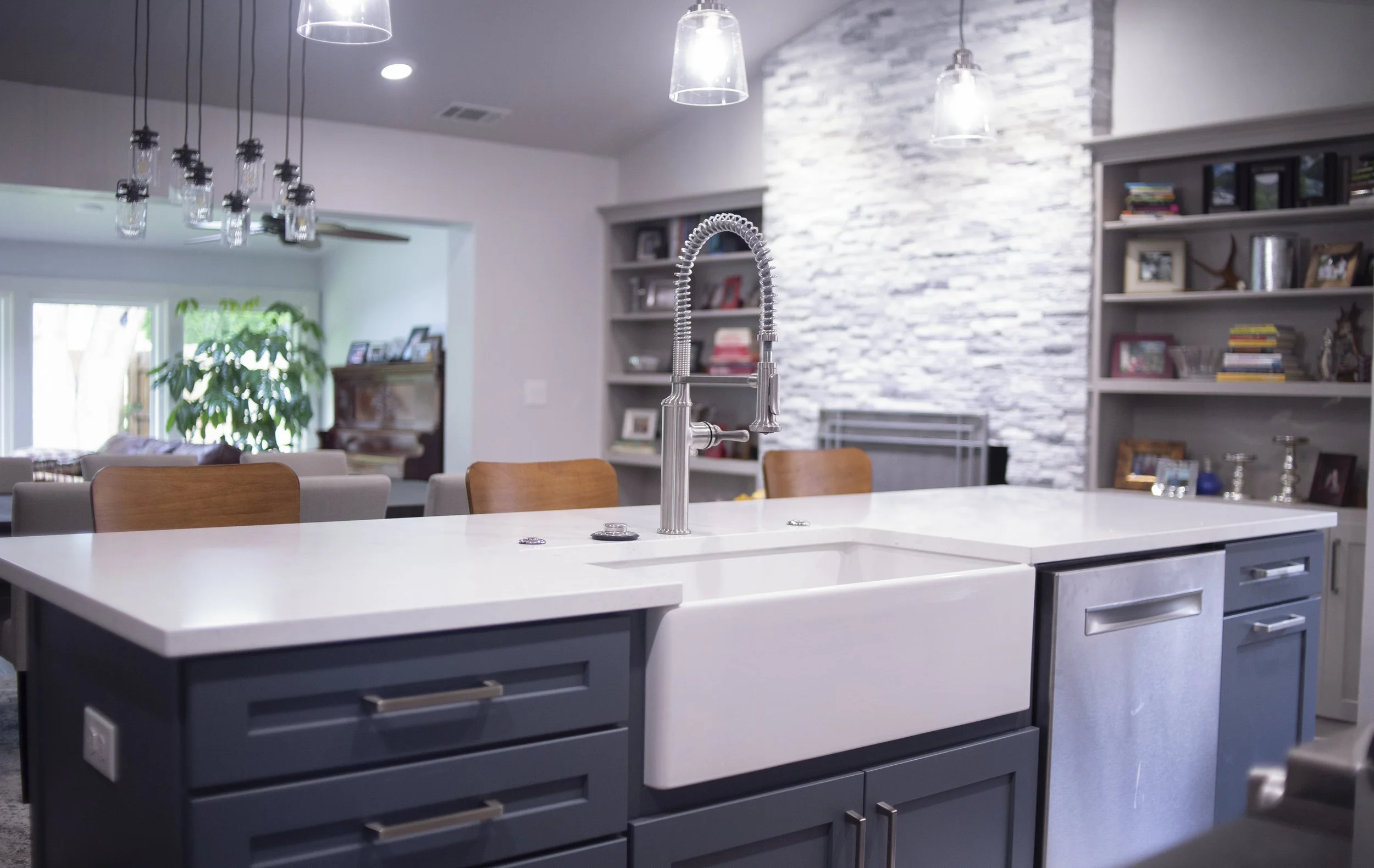 Transitional Kitchen Kitchen Remodel in Oklahoma City, OK by Featherstone Granite and Marble, LLC project photo