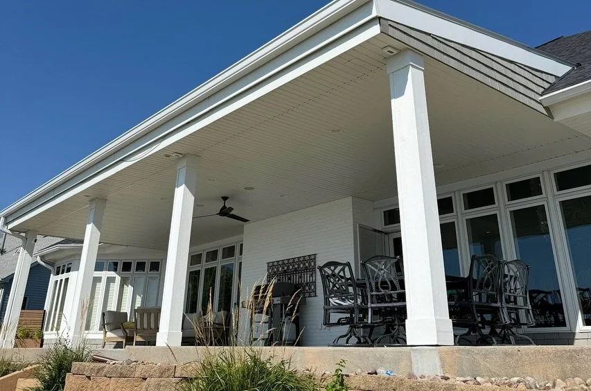 Before: A patio you use sometimes.
After: A space you&rsquo;ll never want to leave. ☀️
Phantom Screens make it easy to relax, entertain, and enjoy every season outdoors.

#phantomscreensgp #outdoorliving #patioseason #screenedporch #omahadesign #back