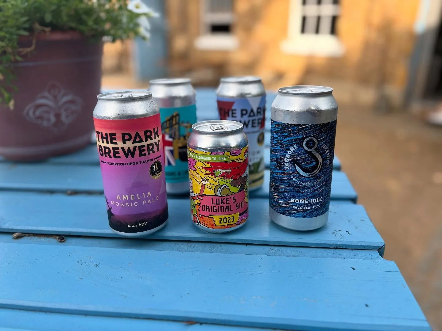 How about this for a front 3?! As the lions conquer Australia have a little peak at our own scrum 😎 @theparkbrewery @lukescider @jawbonebrewing 

Our legends are in the fridge and ready for action. Whether you&rsquo;re watching the match or just aft