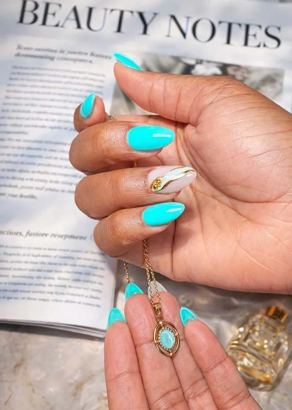 Manicurist_Nailart_Artist_Management_Miami_08.jpg