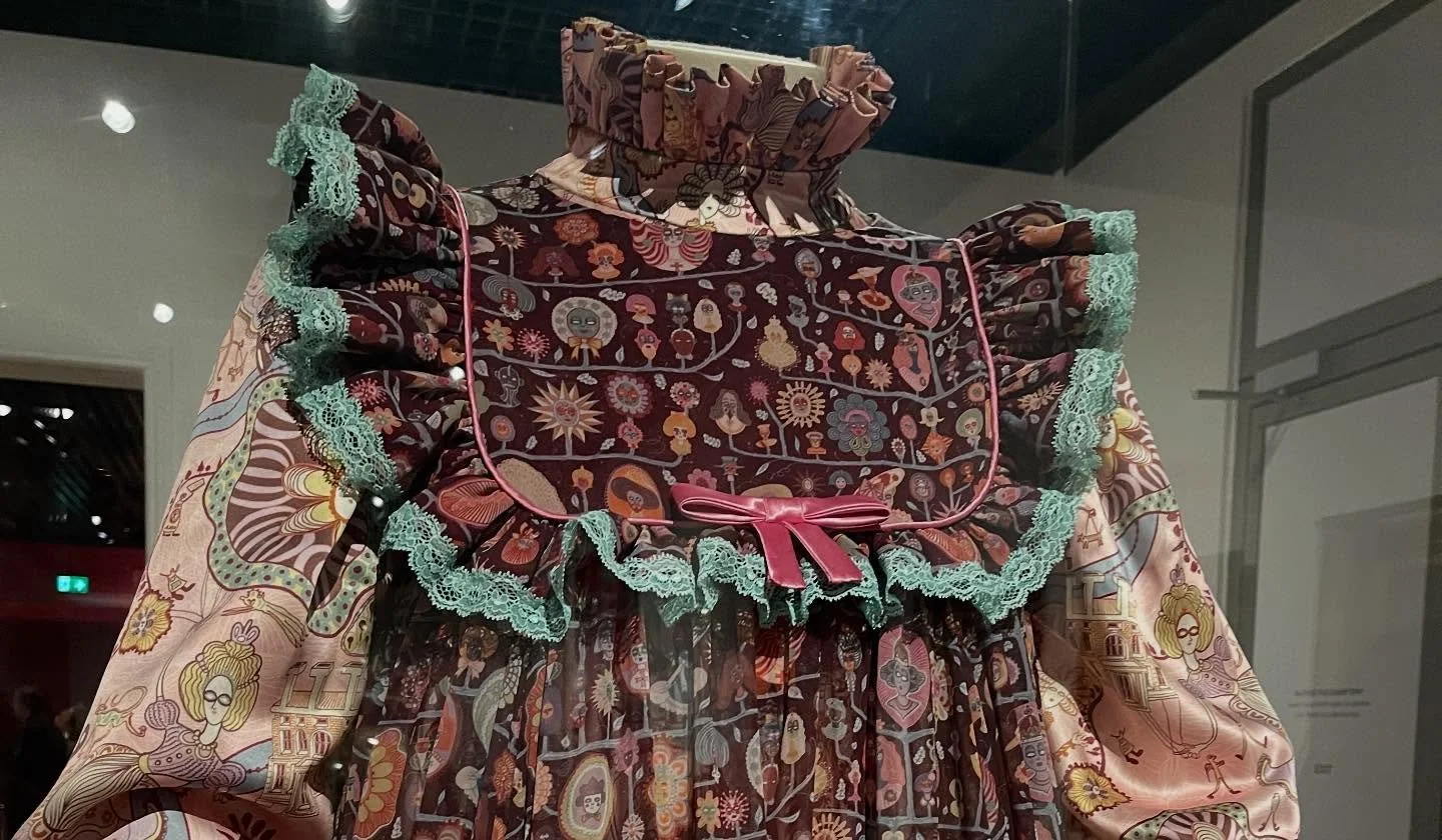 @seam_collective&rsquo;s #septtextileloveday2

&ldquo;Inspiring exhibition&rdquo;

As I&rsquo;m idle (&amp; playing catch up) I&rsquo;ve chose to use the last show I visited - Grayson Perry at Wallace Collection...Delusions Of Grandeur&hellip;Spirit 