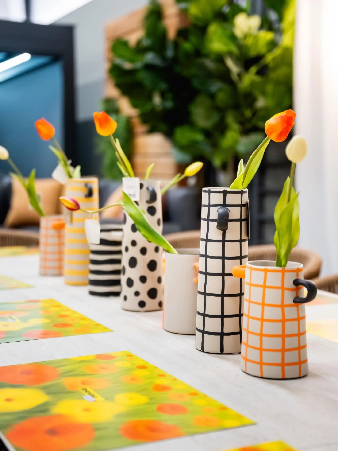 Lesnina Garden Season Opening 🌷🌸☀️
Inside the store, we created an inspiring experience where guests could explore the new garden collection, receive expert advice from an architect, and join a creative workshop. ✨ A perfect blend of creativity, kn