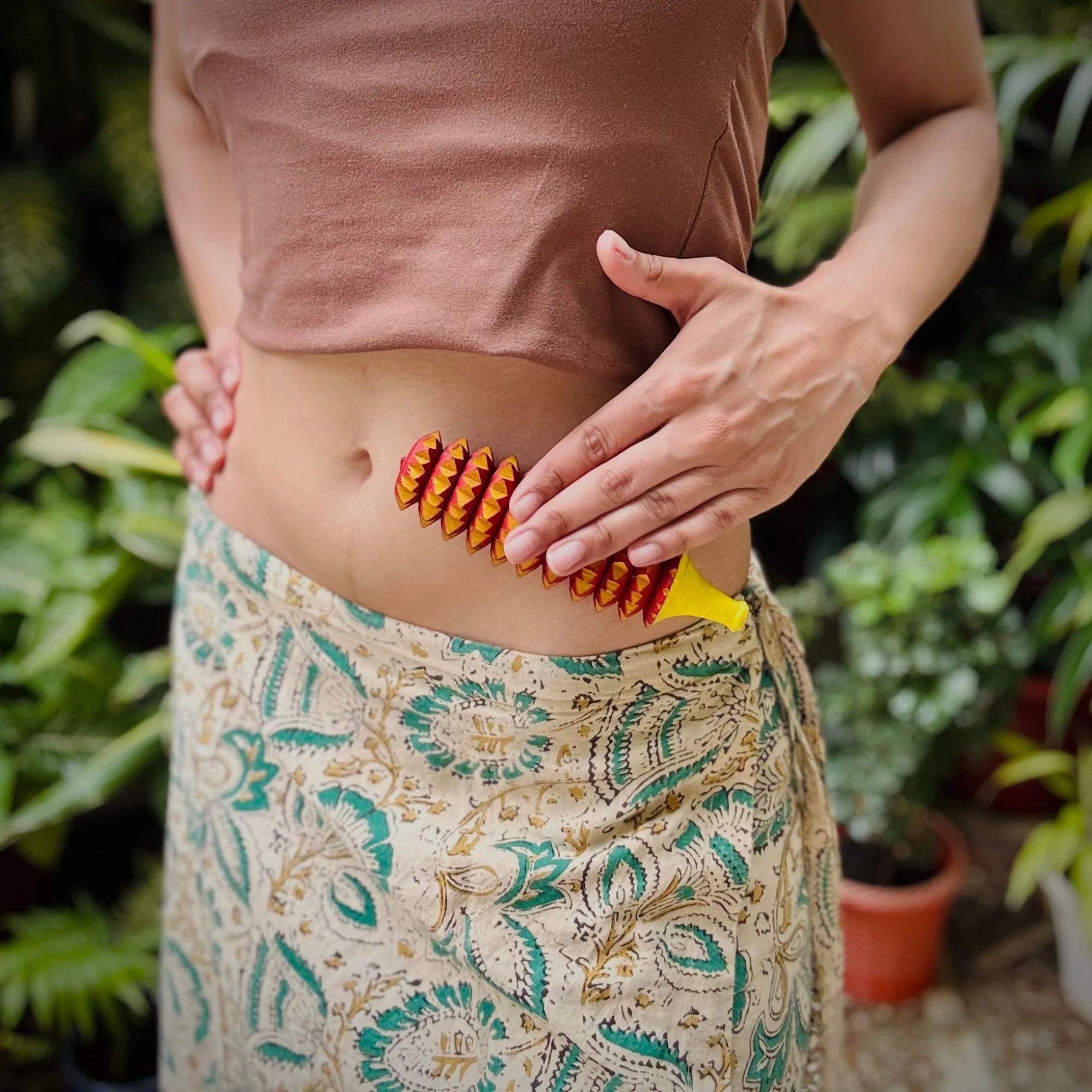 porcupine_acupressure_roller_tummy_massage.jpg