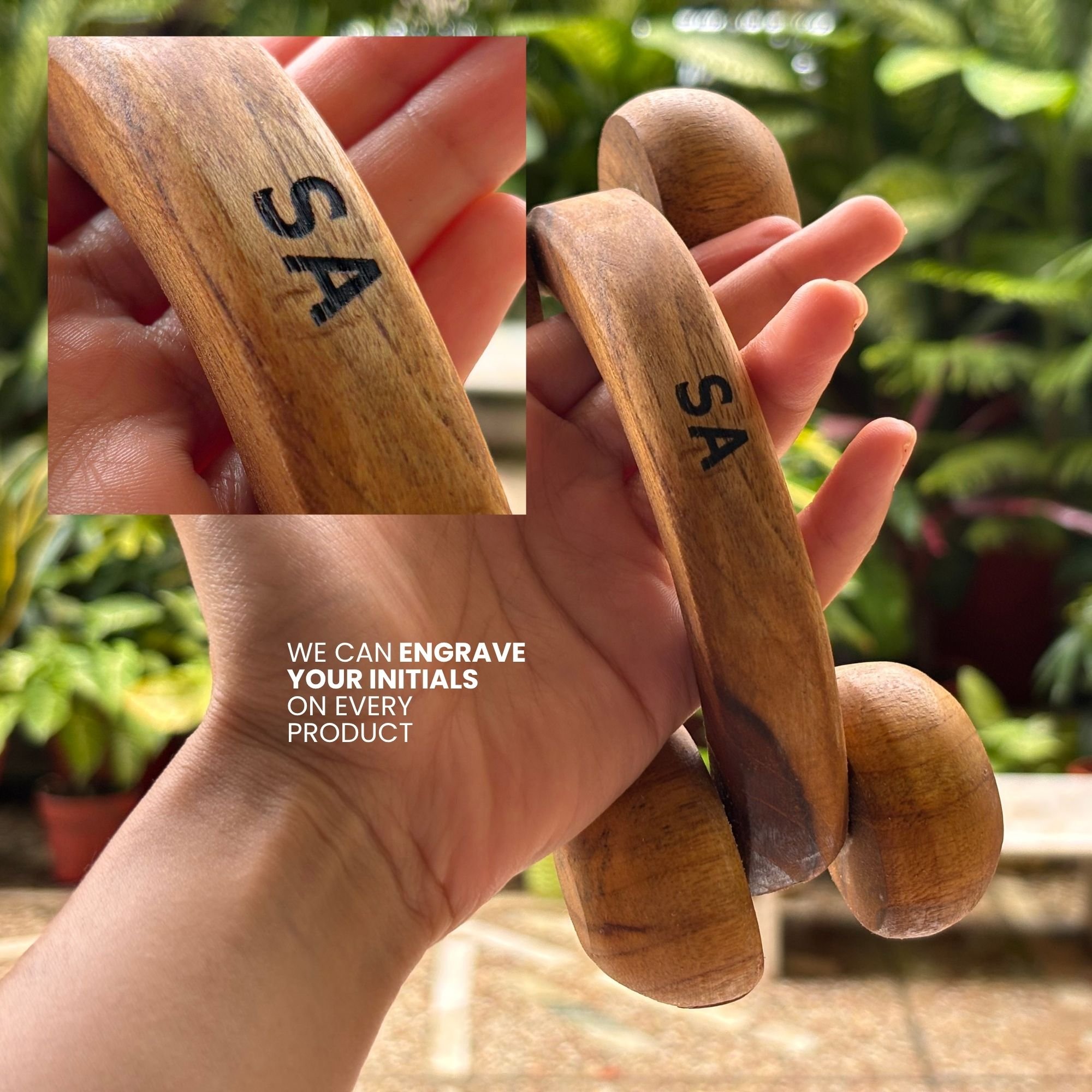 Wooden_relaxation_massage_roller_custom_engraving.jpg
