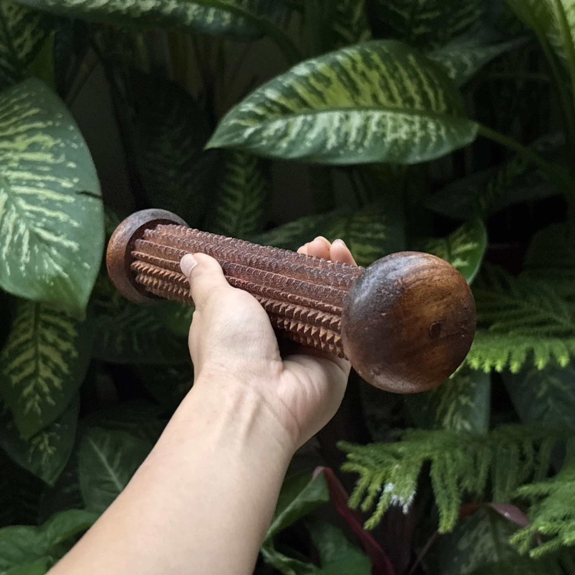 Handmade_wooden_recovery_roller_lifestyle.jpg