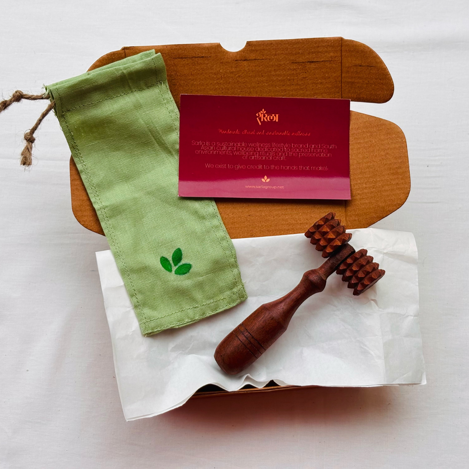 Wooden-deep-tissue-massage-roller-standard-packing.png.png