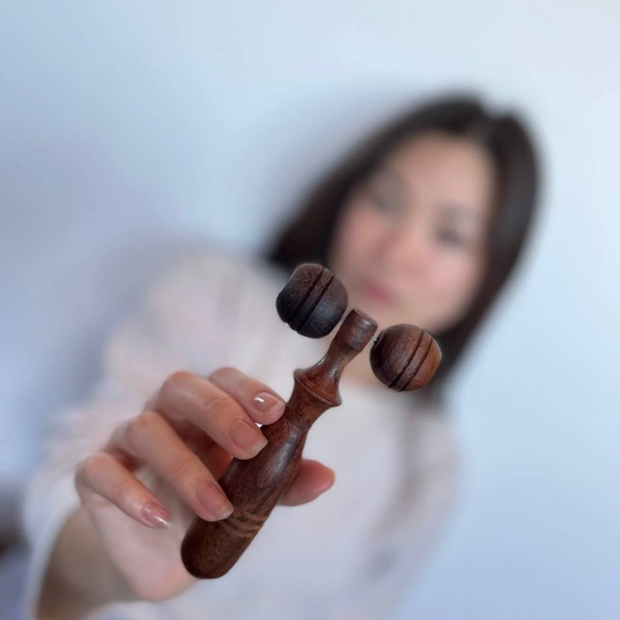 Wooden_facial_massage_roller_lifestyle.jpg