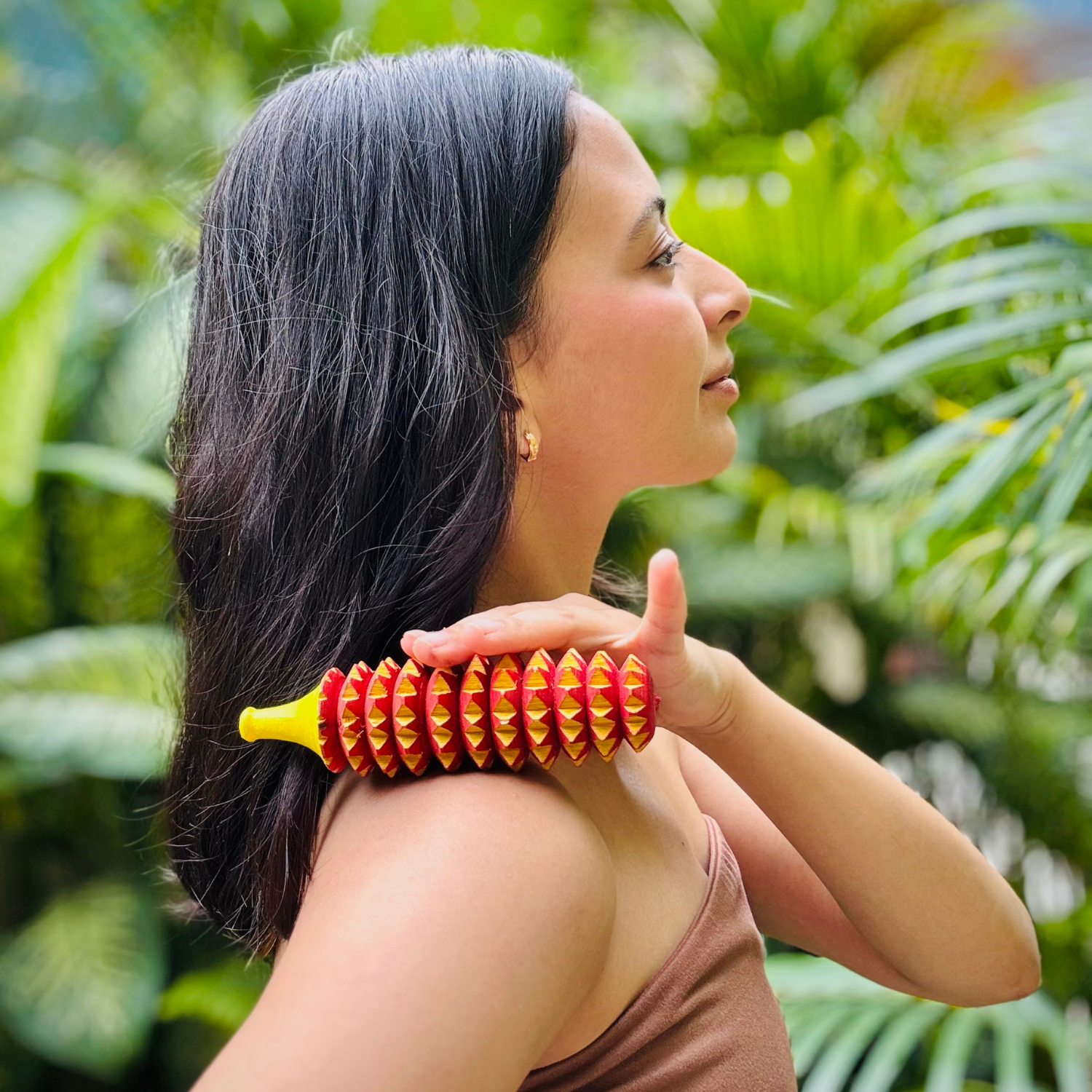 porcupine-acupressure-roller-shoulders-massage.png.png