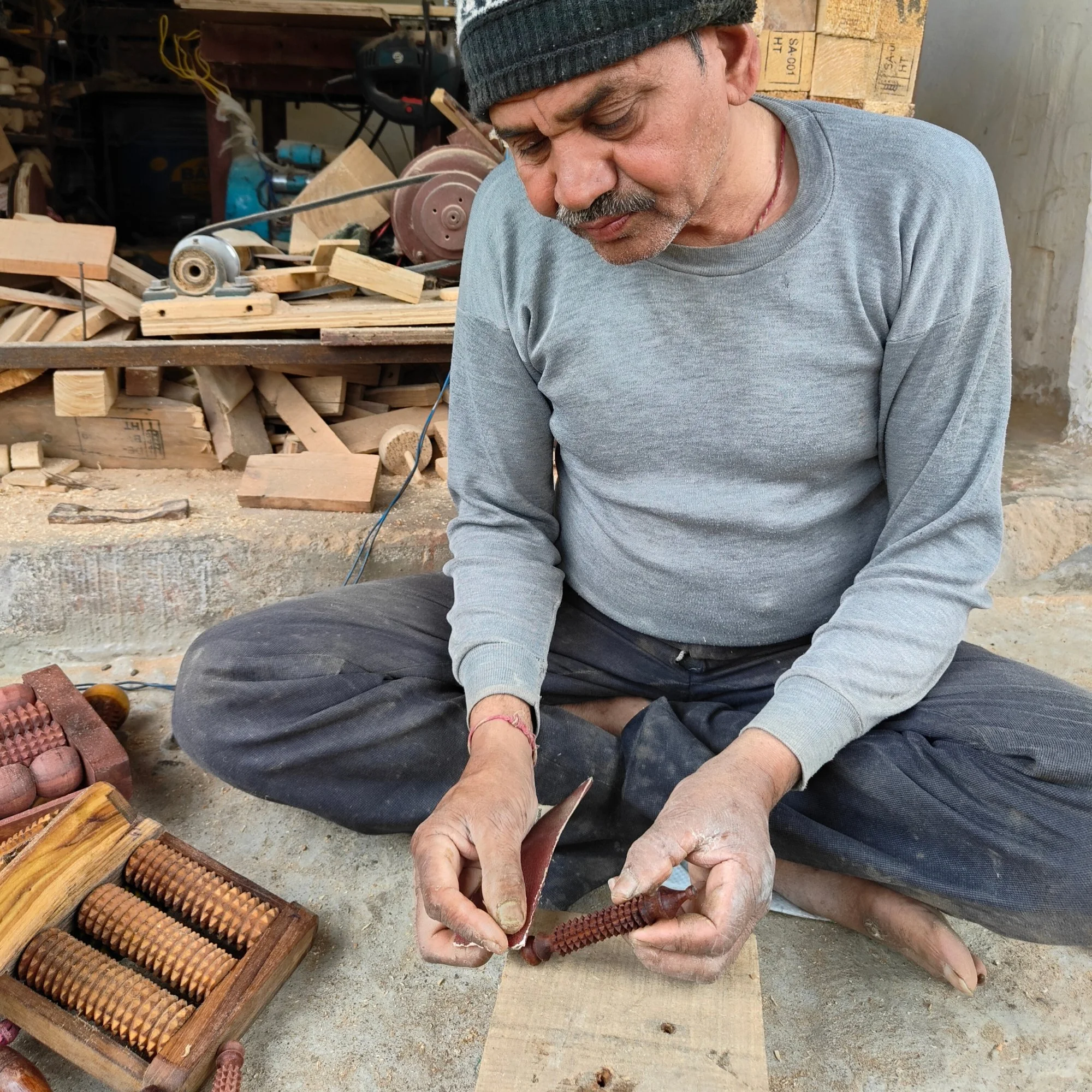 wooden_facial_acupressure_tool_artisan.jpg