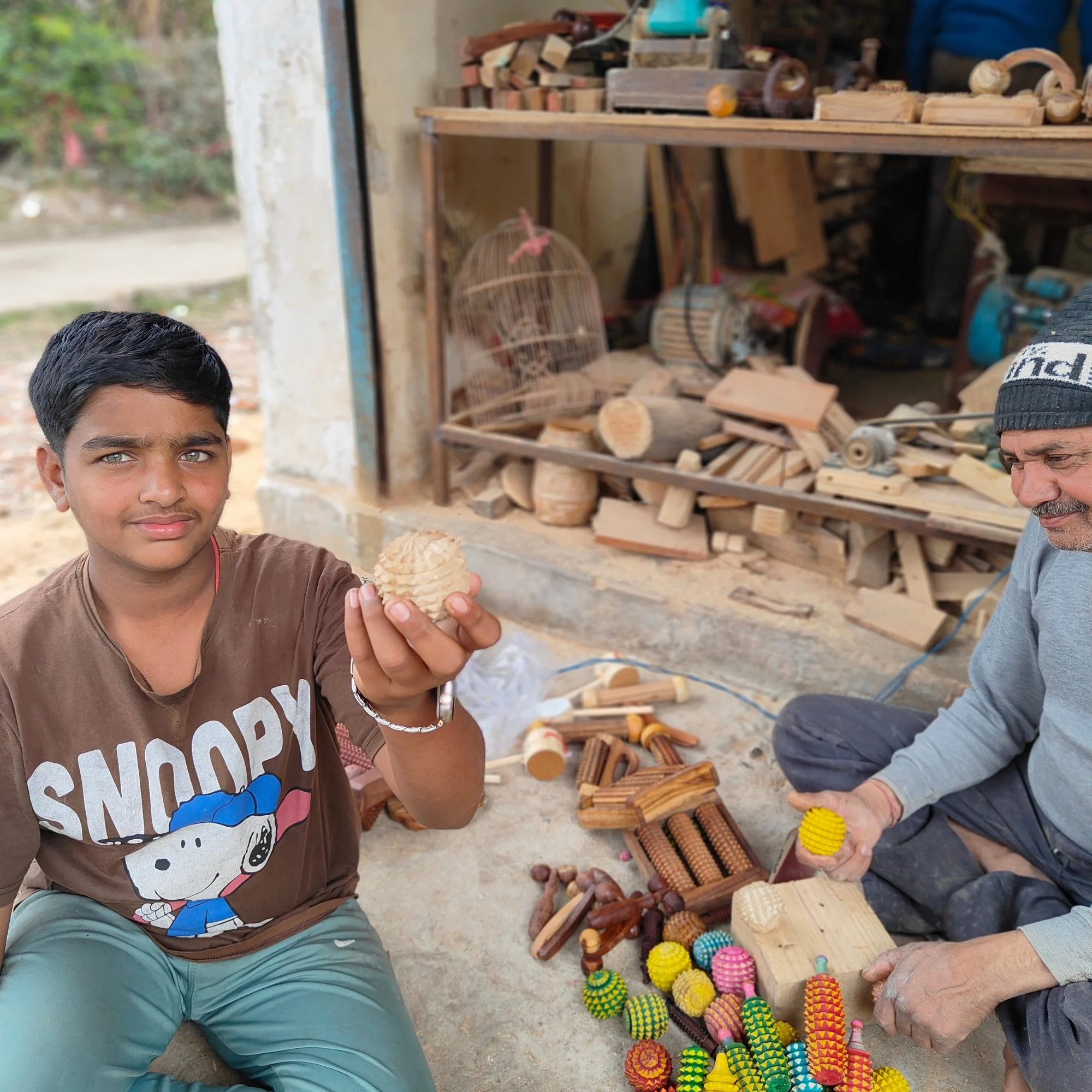 Wooden_reflexology_ball_artisans.jpg
