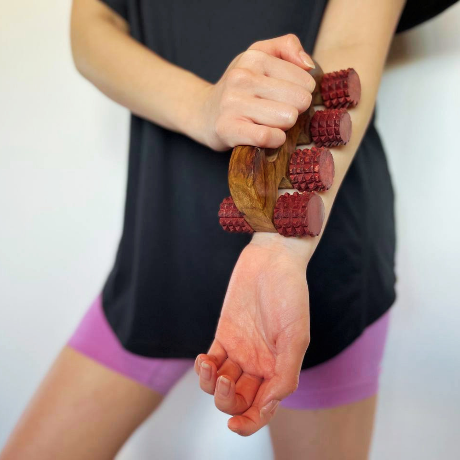 wooden-deep-tissue-massager-forearm-massage.png.png
